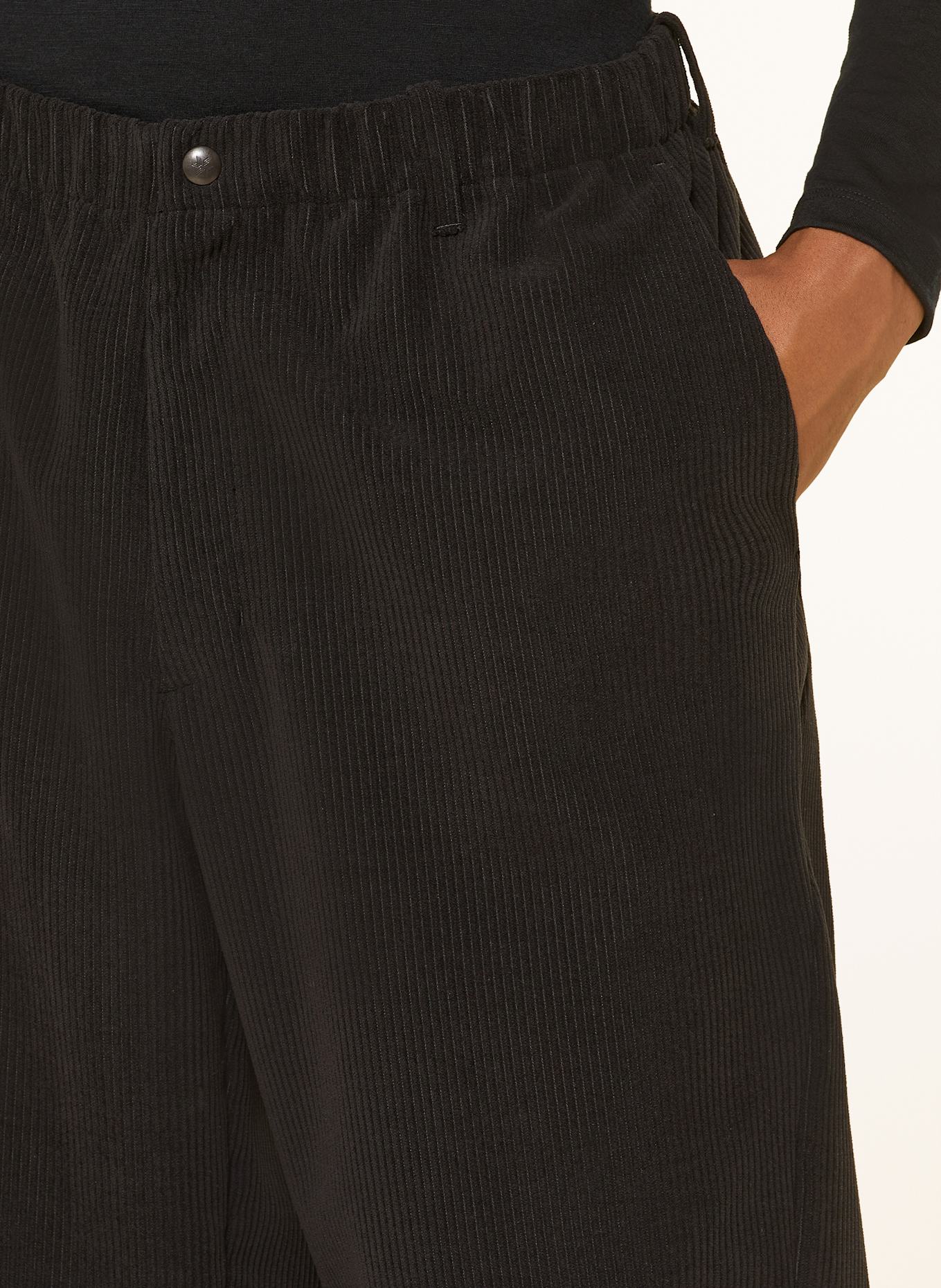 Goldwin Hose aus Cord FINE WALE CORDURY: SCHWARZ