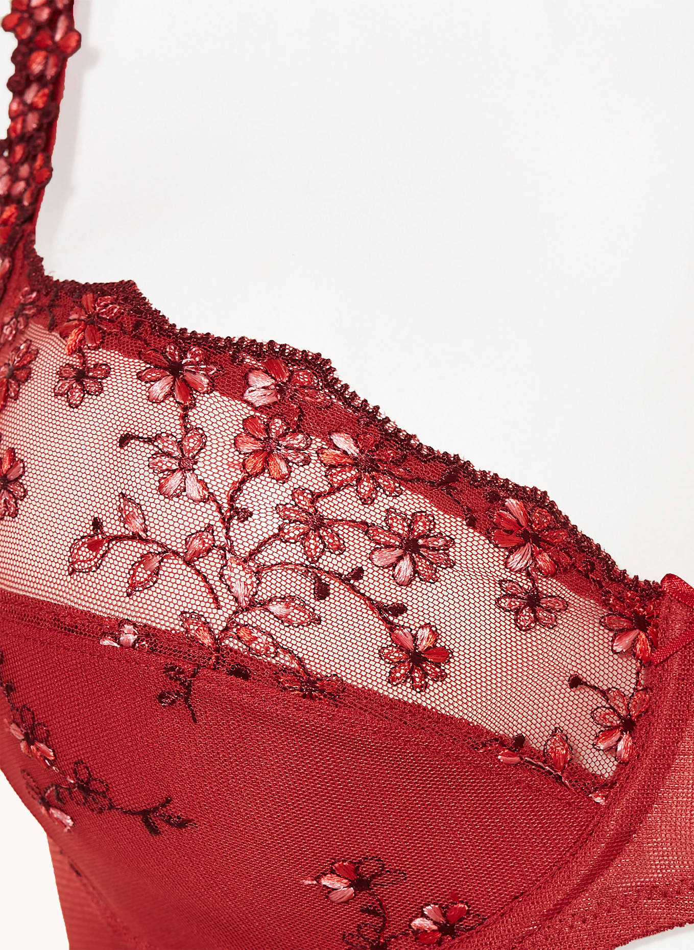 mey Bügel-BH Serie DELIGHTFUL: DUNKELROT / HELLROT / ROT