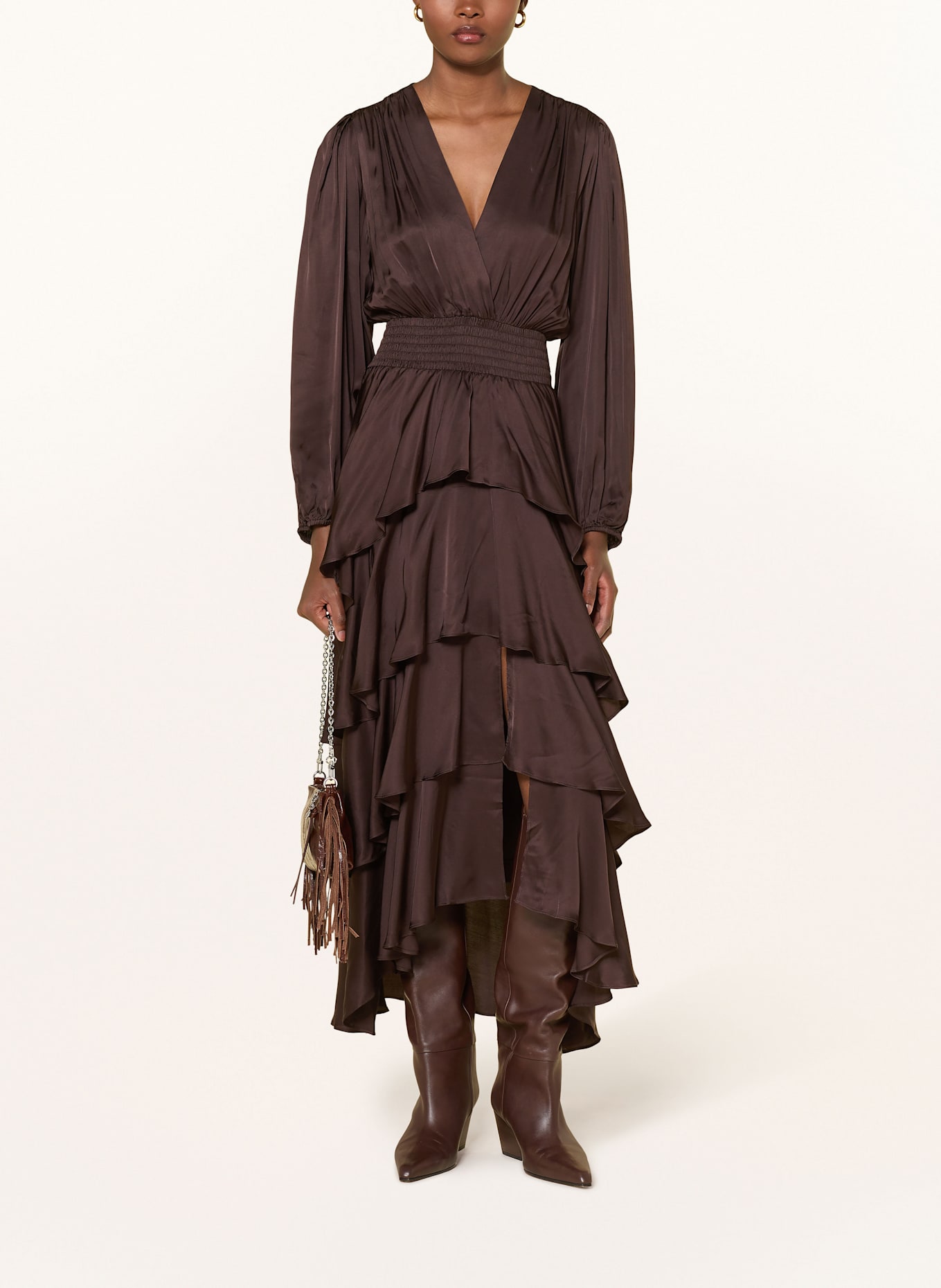 maje Satinkleid mit Volants: DUNKELBRAUN