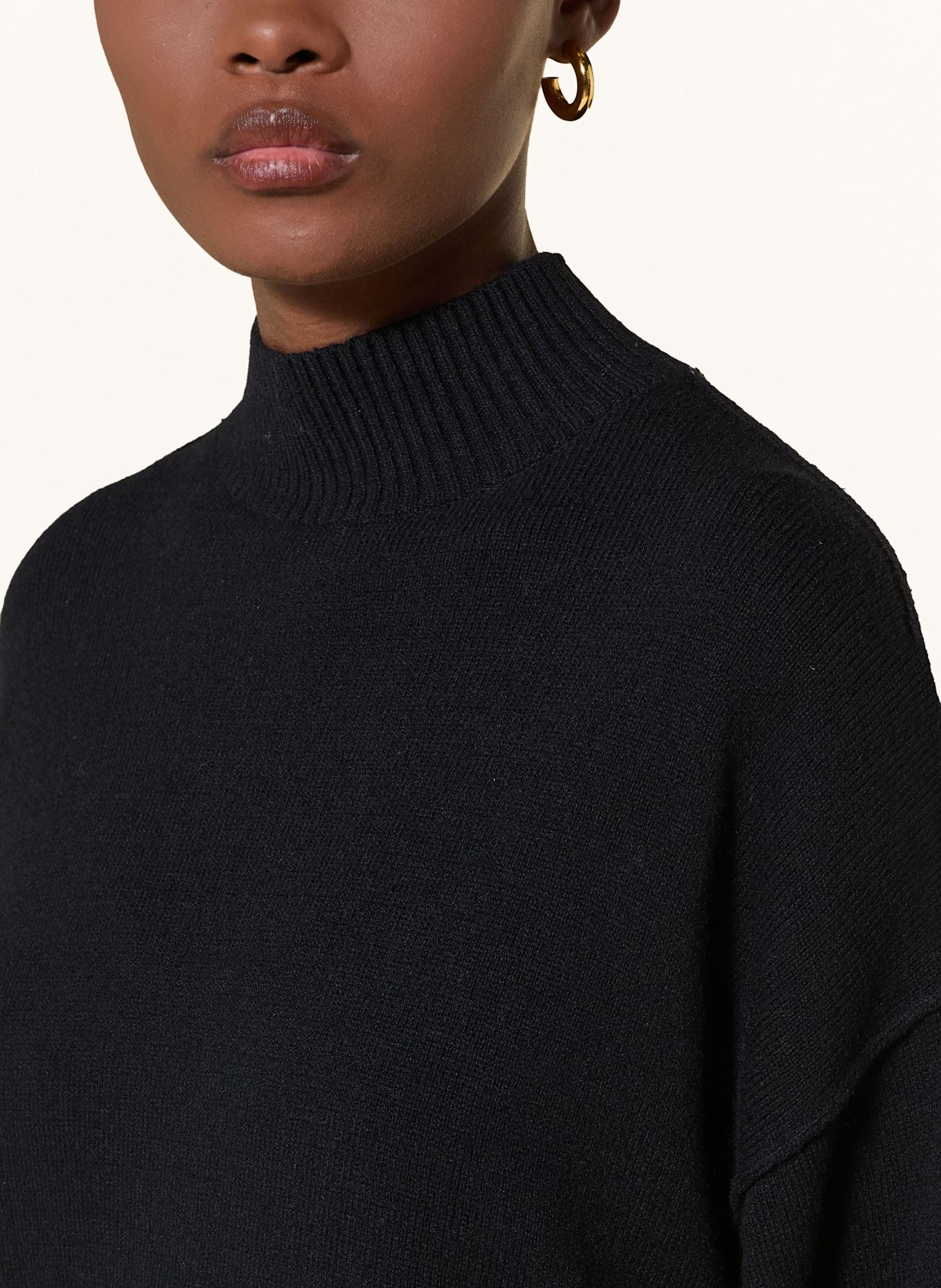 TED BAKER Zestaw BERGNIA: Sweter i sukienka satynowa: CZARNY / JASNOZIELONY / BLADORÓŻOWY