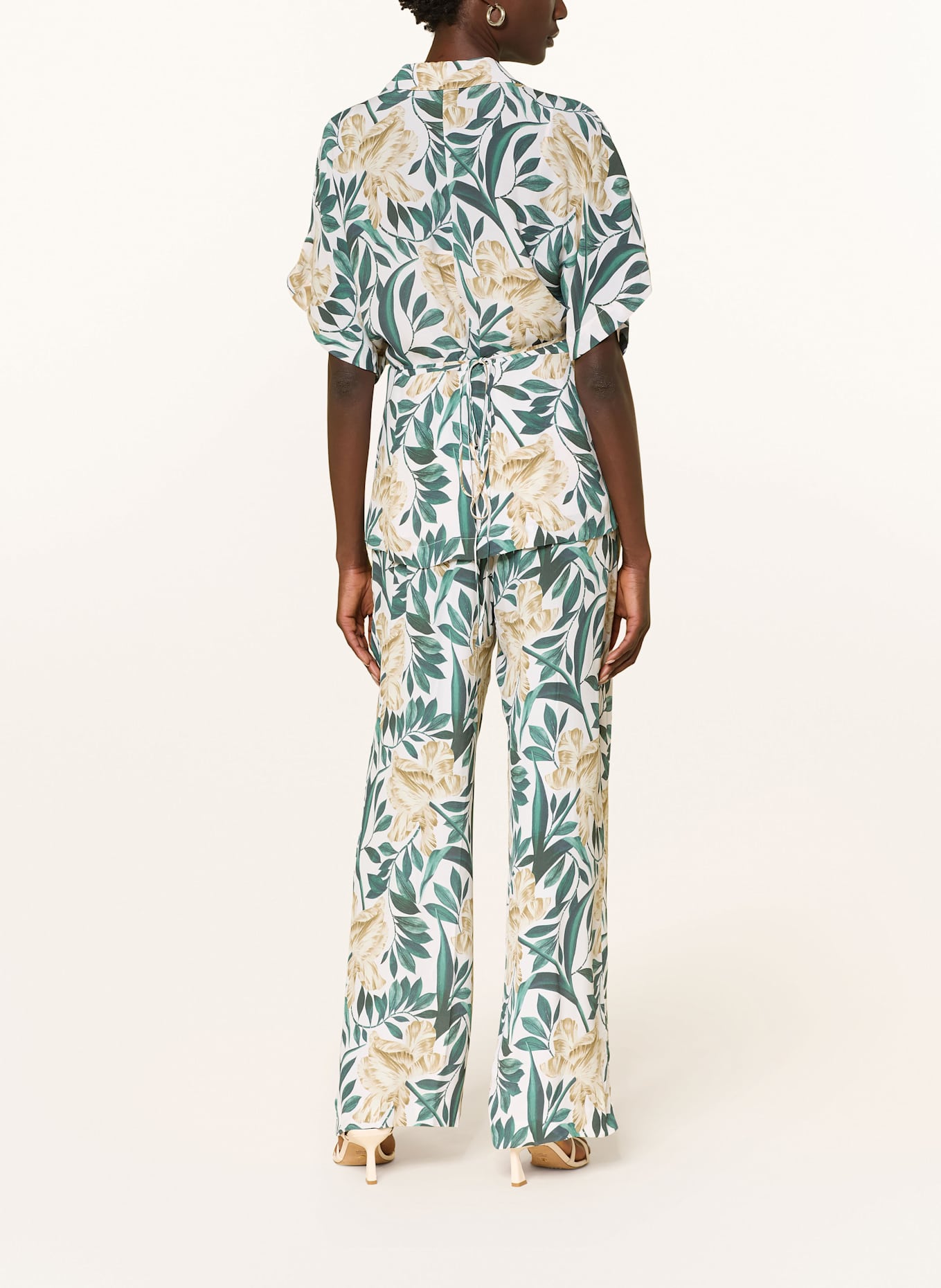 TED BAKER Kalhoty GRIESHA: KRÉMOVÁ / ZELENÁ / SVĚTLE HNĚDÁ