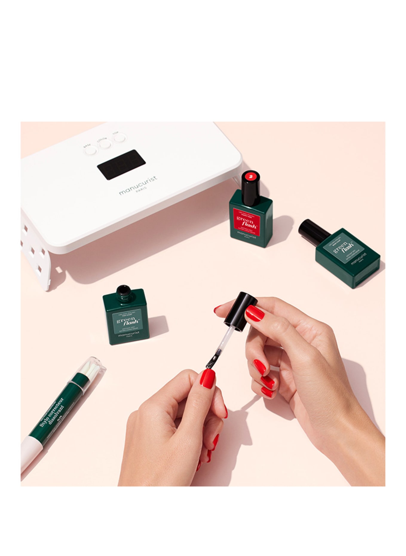 manucurist GREEN FLASH MANI LED ROUTINE: POPPY RED/HORTENCIA