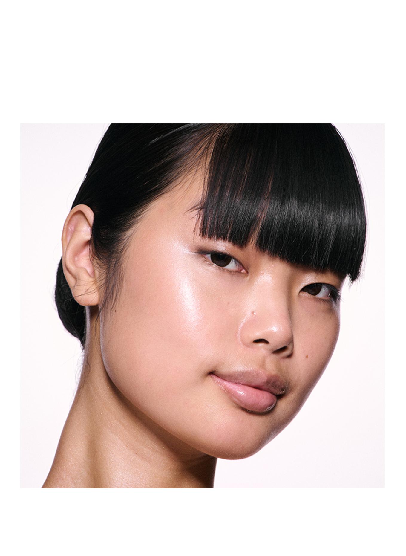 M.A.C SKINFINISH LIGHTSTRUCK: LIGHTSCAPADE