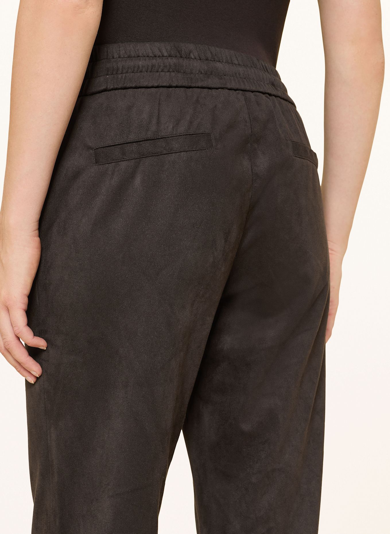 Juvia Hose im Jogging-Stil in Lederoptik: DUNKELBRAUN