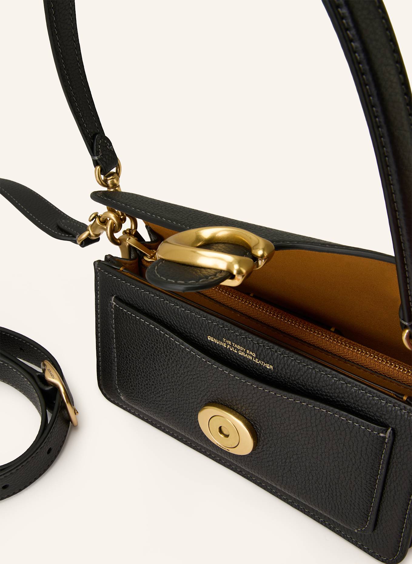 COACH Kabelka přes rameno TABBY 20: ČERNÁ