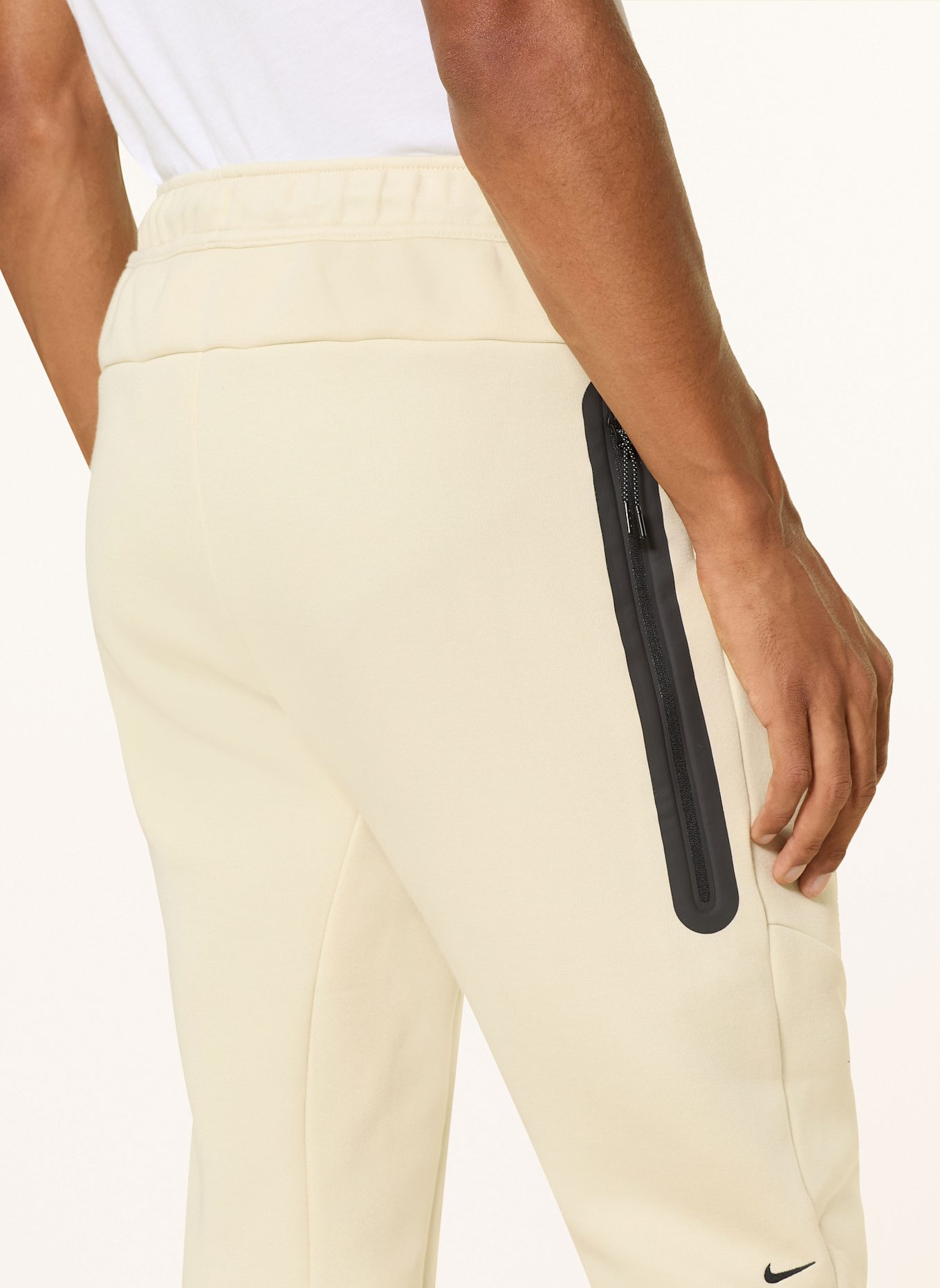 Nike Sweatpants TECH: CREME