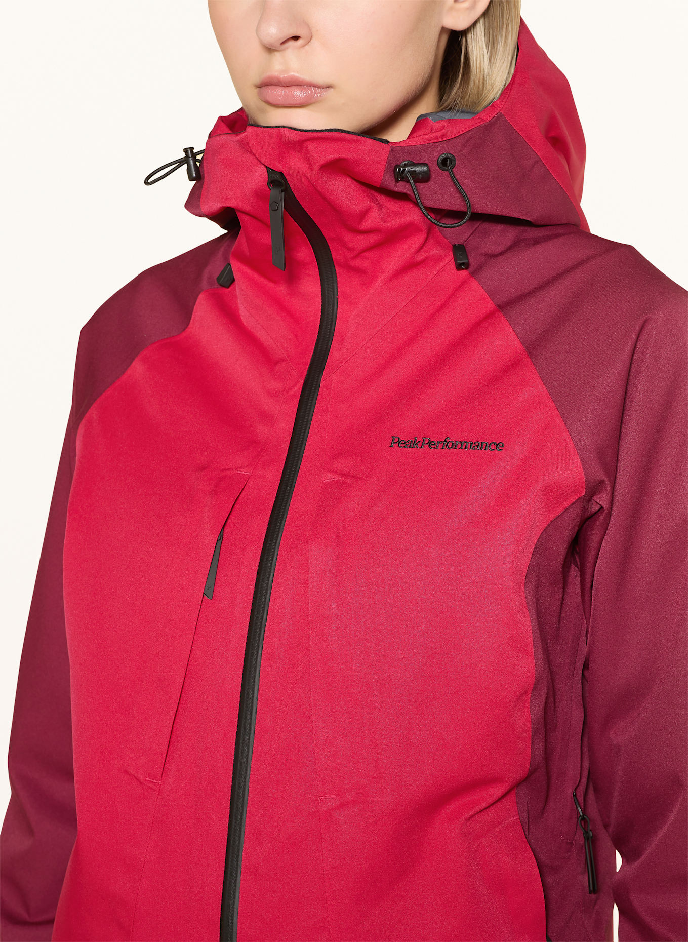 Peak Performance Ski jacket INSULATED 2L W: DARK RED / FUCHSIA