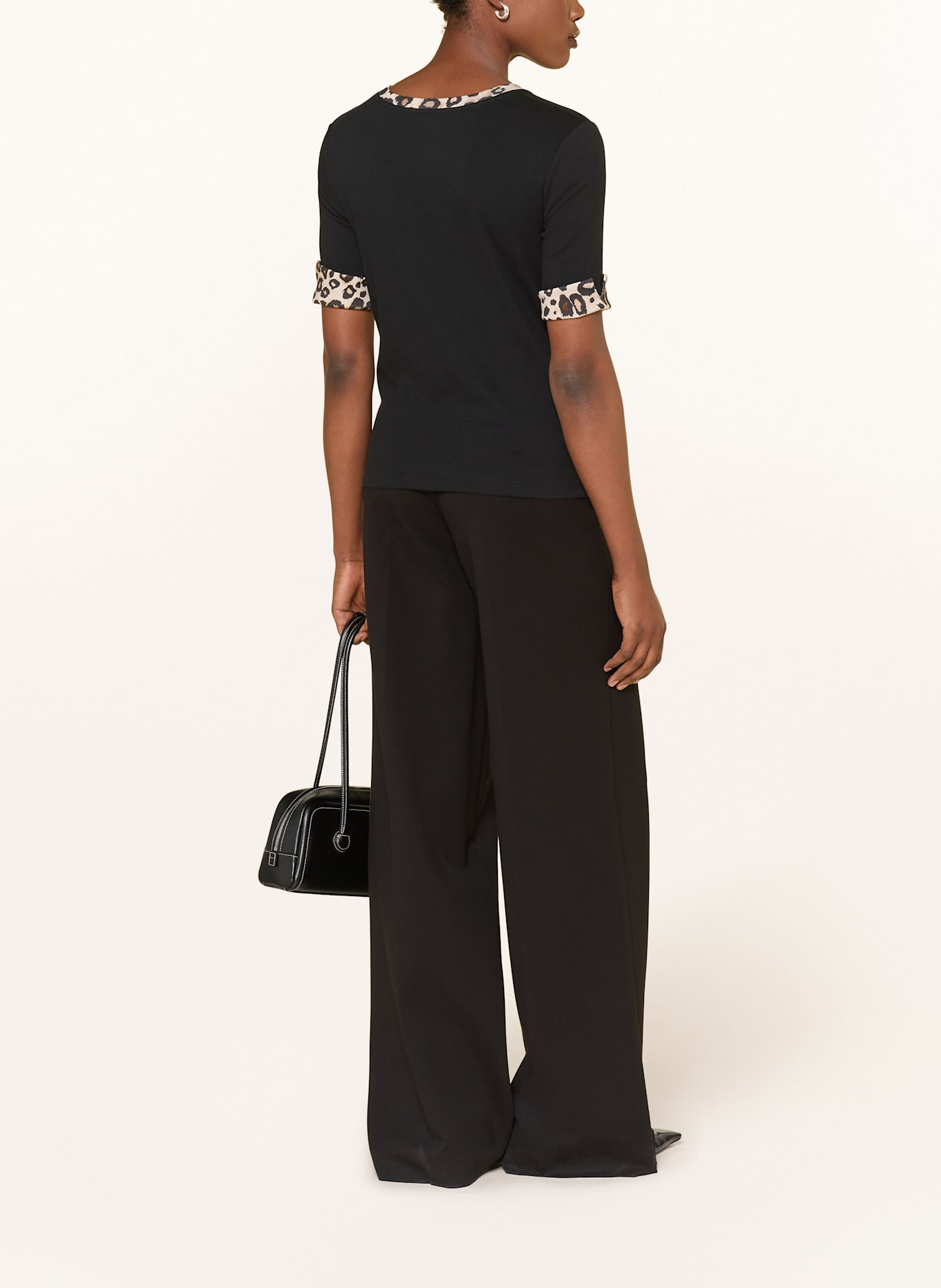 MARC CAIN T-Shirt: 900 BLACK