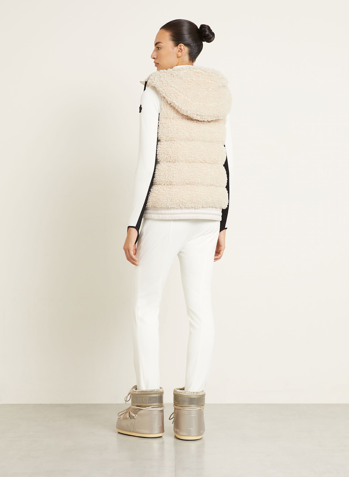 MONCLER GRENOBLE Teddyfell-Daunenweste: CREME