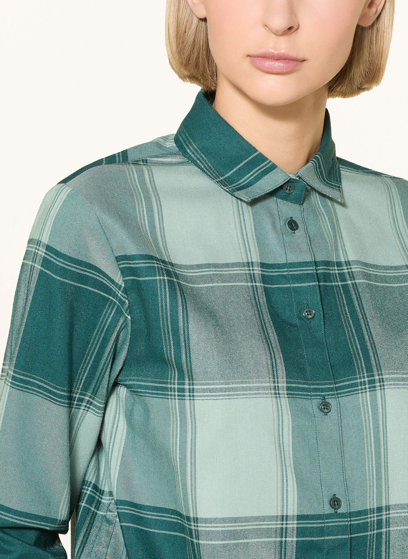 VAUDE Outdoor-Bluse FARSUND III: HELLGRÜN / DUNKELGRÜN