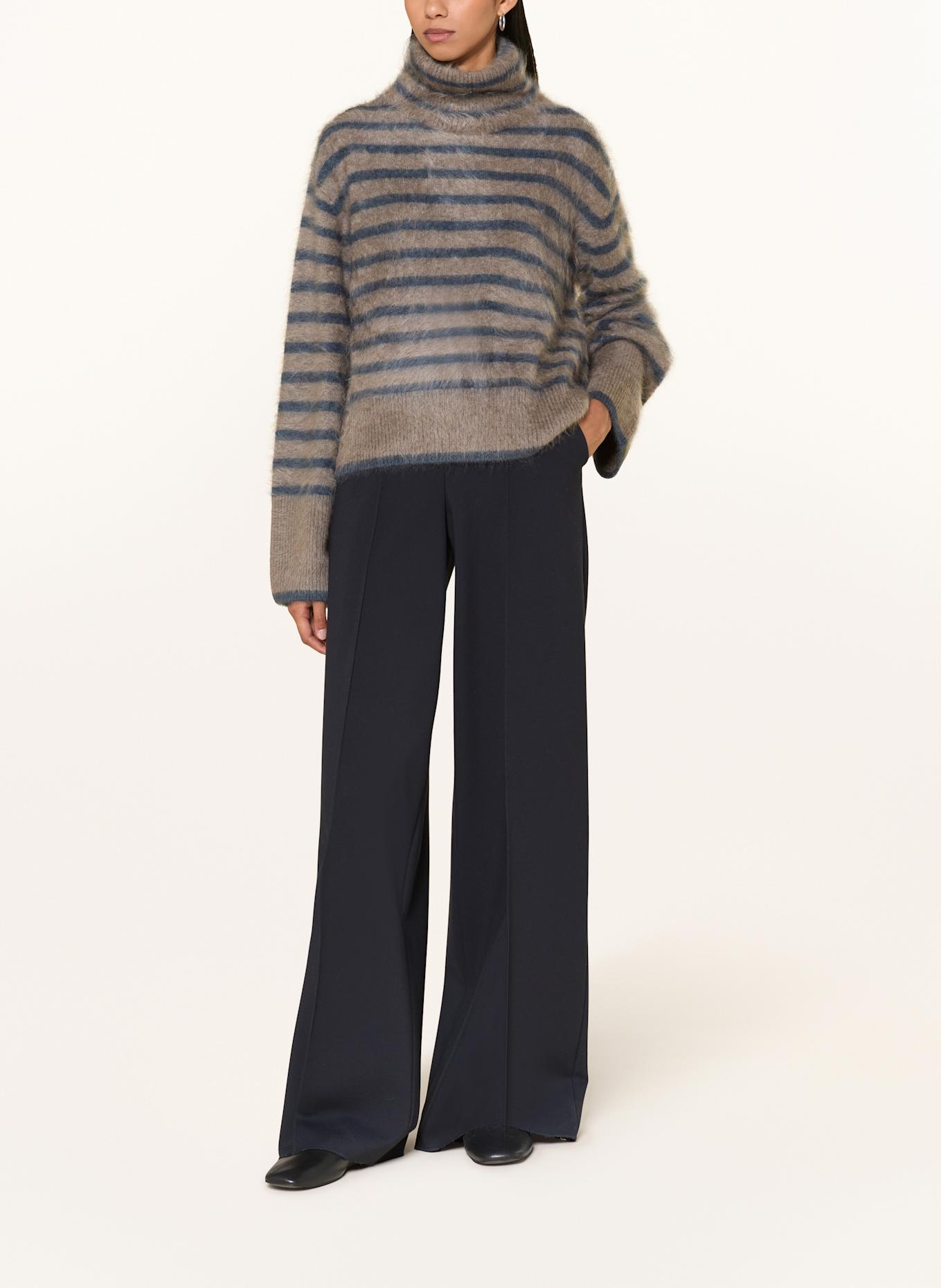 LISA YANG FLOREN cashmere sweater: TAUPE / DARK BLUE