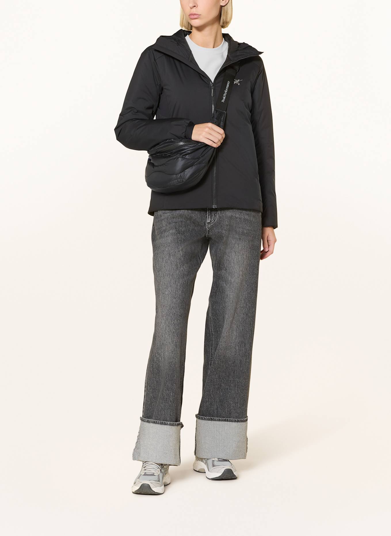 ARC'TERYX Funktionsjacke ATOM HOODY: SCHWARZ