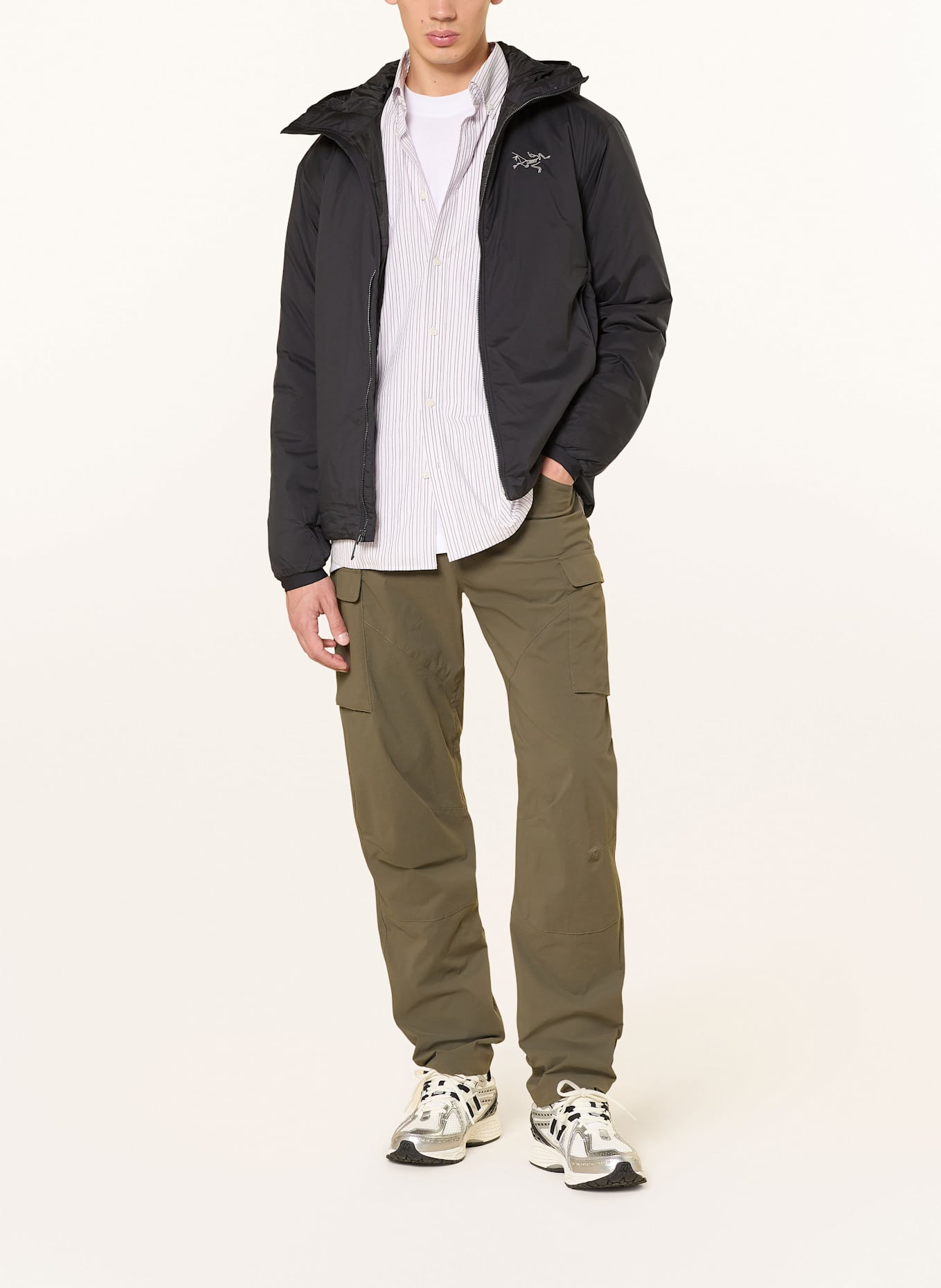 ARC'TERYX Funktionsjacke ATOM HOODY: SCHWARZ