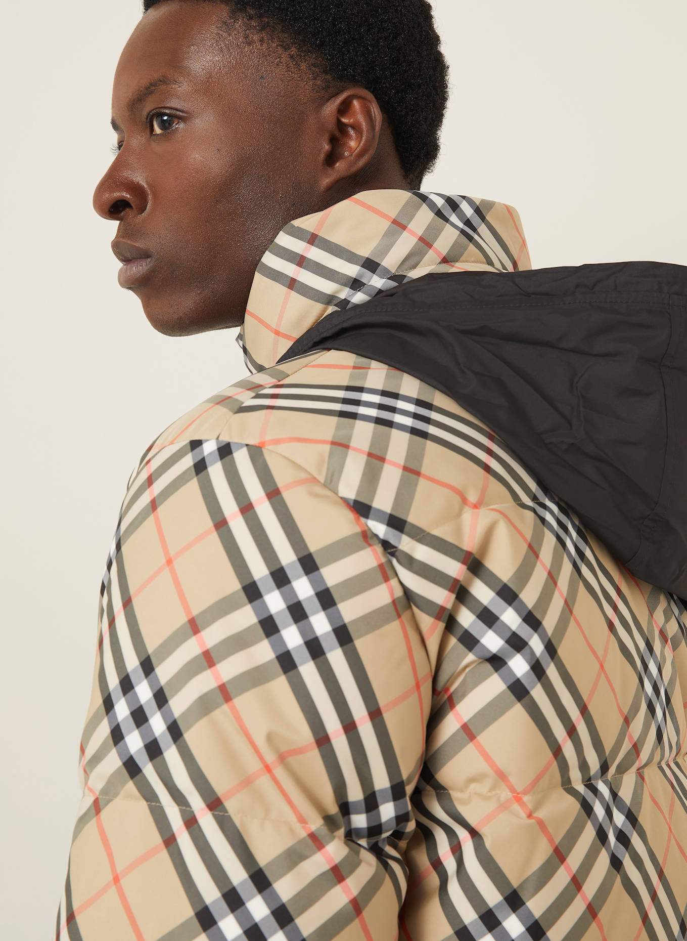 BURBERRY Daunenjacke SNOWDON zum Wenden: CAMEL / DUNKELGRAU / ROT