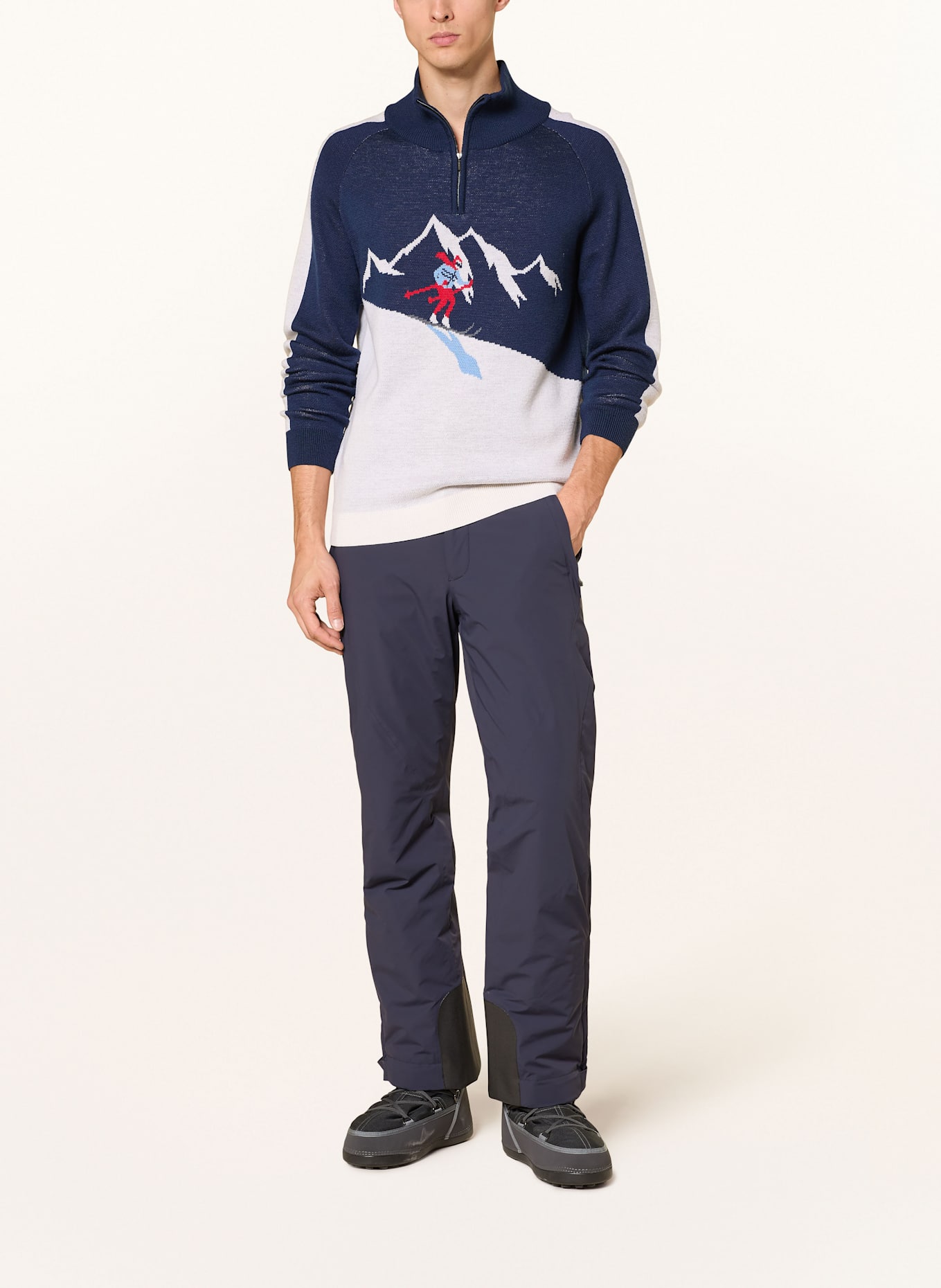 WE NORWEGIANS Troyer AFTERSKI aus Merinowolle: DUNKELBLAU / HELLGRAU / ROT