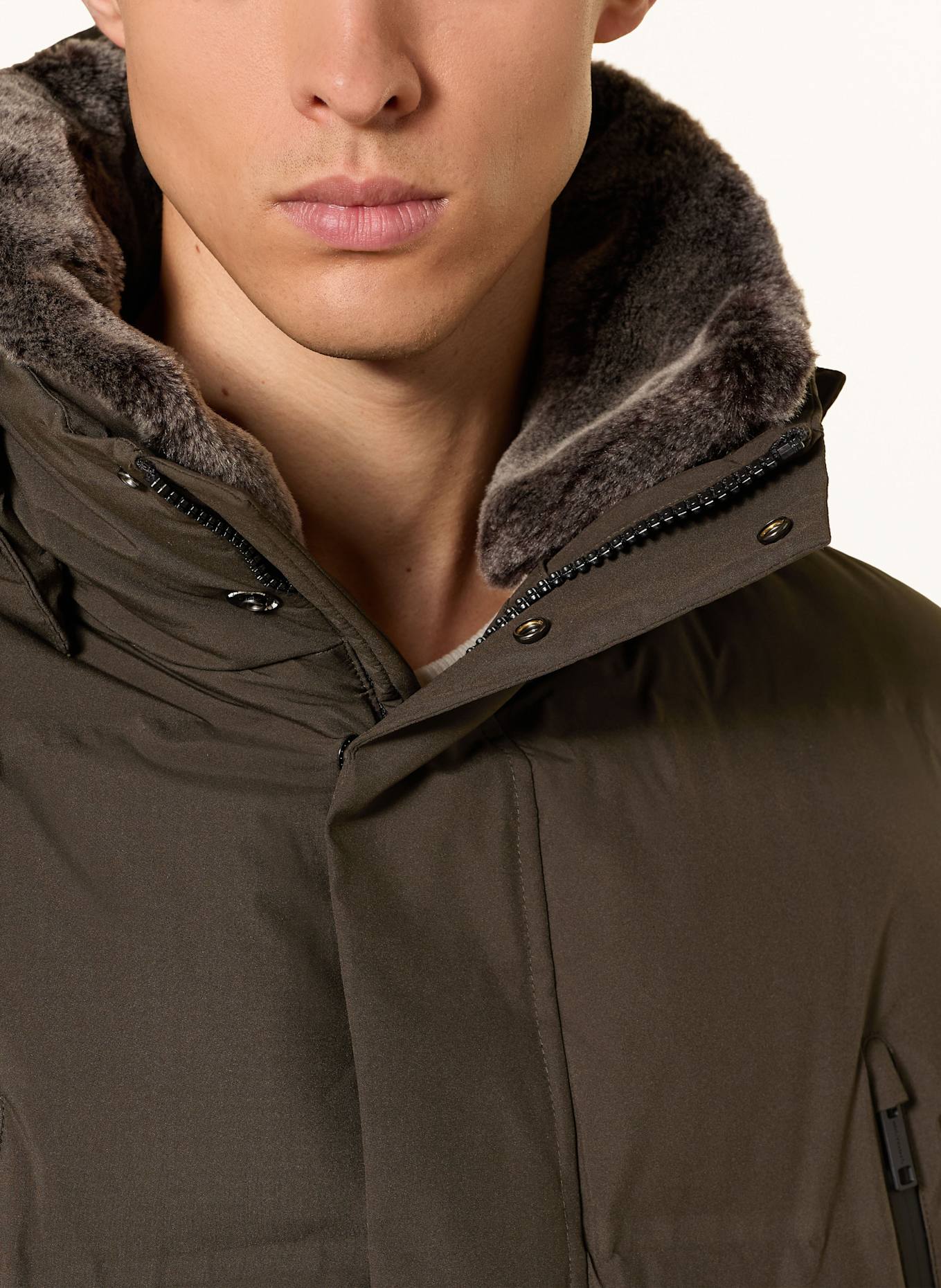 STRELLSON Steppmantel AMBIENCE mit abnehmbarer Kapuze: KHAKI