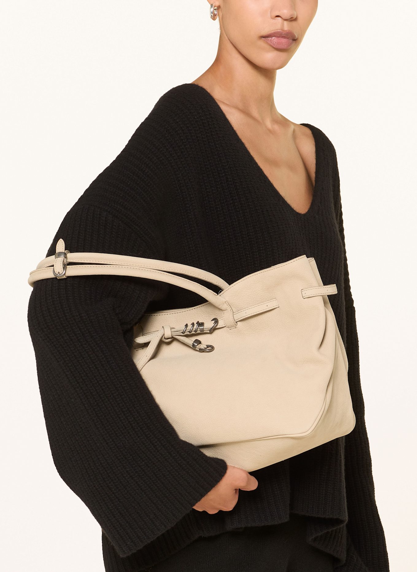 MARGE SHERWOOD Shopper GRANDMA USED LARGE: CREME