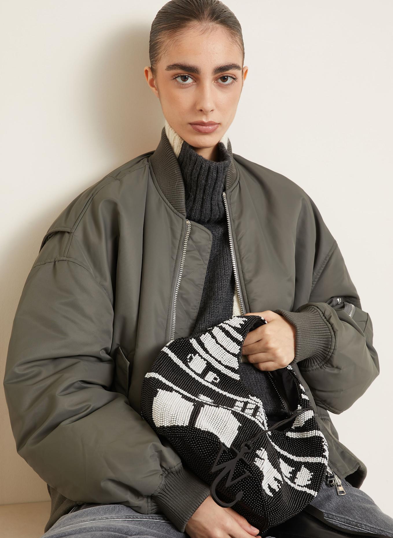 JW ANDERSON Torebka BEADED SHOPPER MINI: CZARNY / BIAŁY