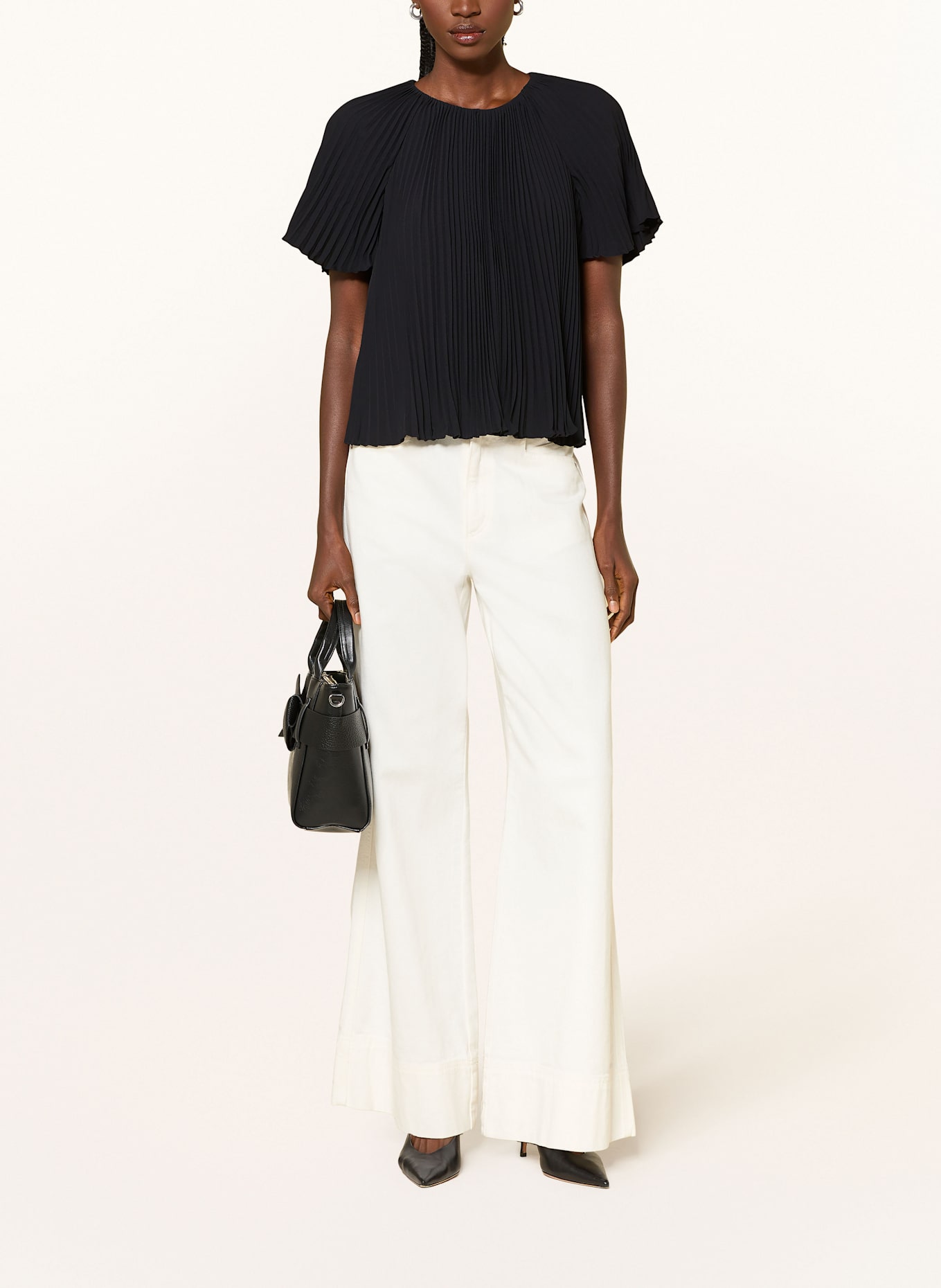 TED BAKER Blusenshirt AGARA mit Plissees: SCHWARZ