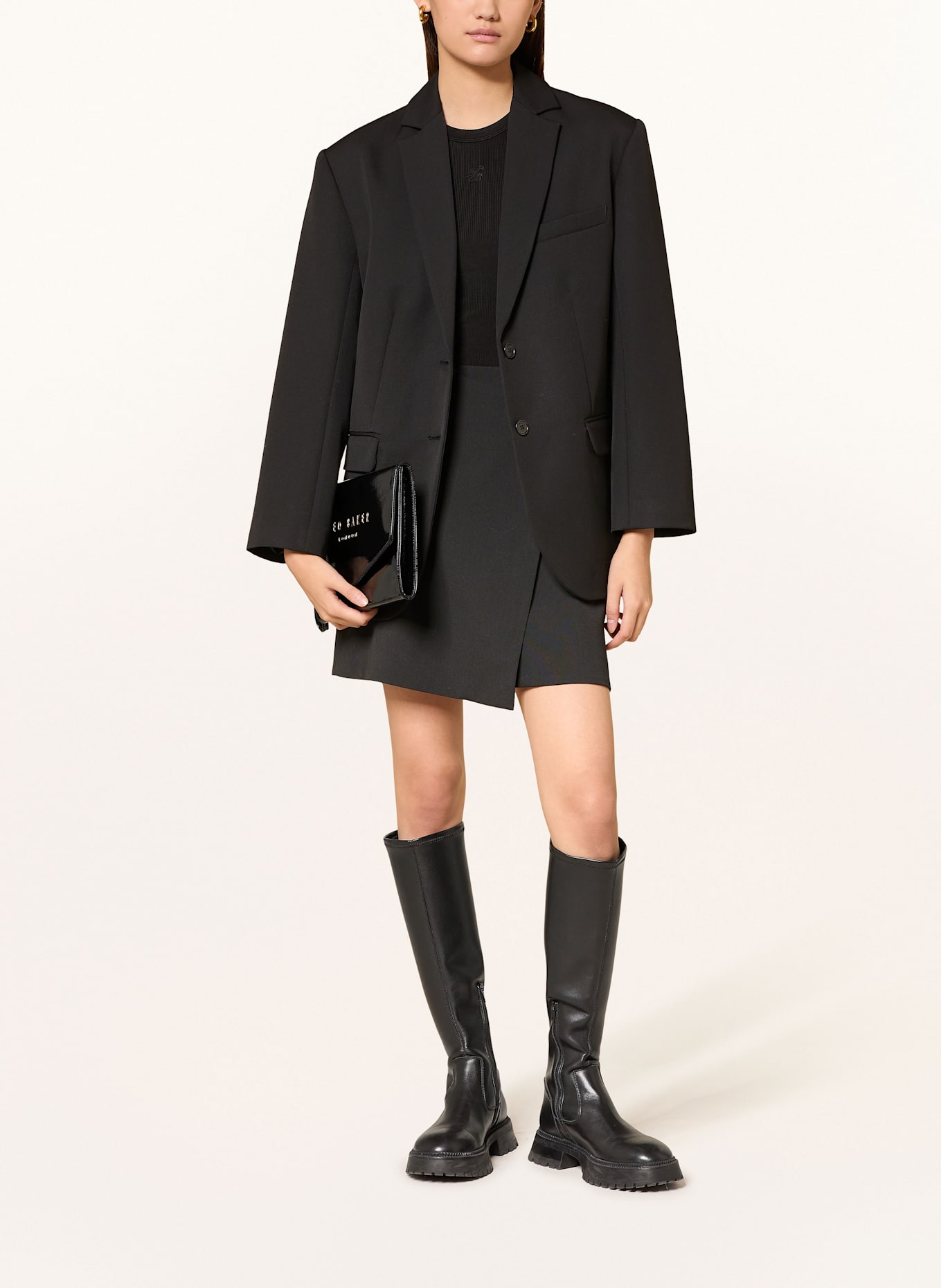 TED BAKER Pouch CRINKIE: SCHWARZ