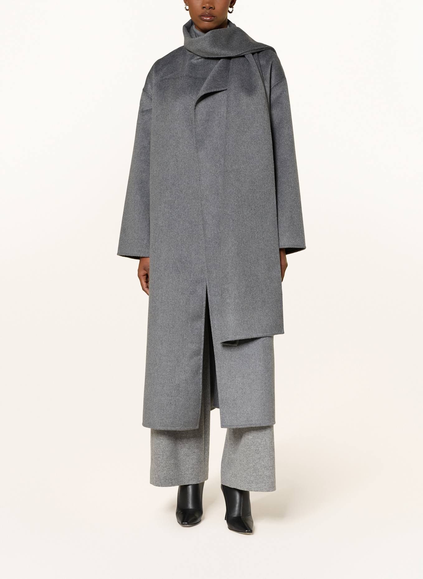 Calvin Klein Mantel: GRAU