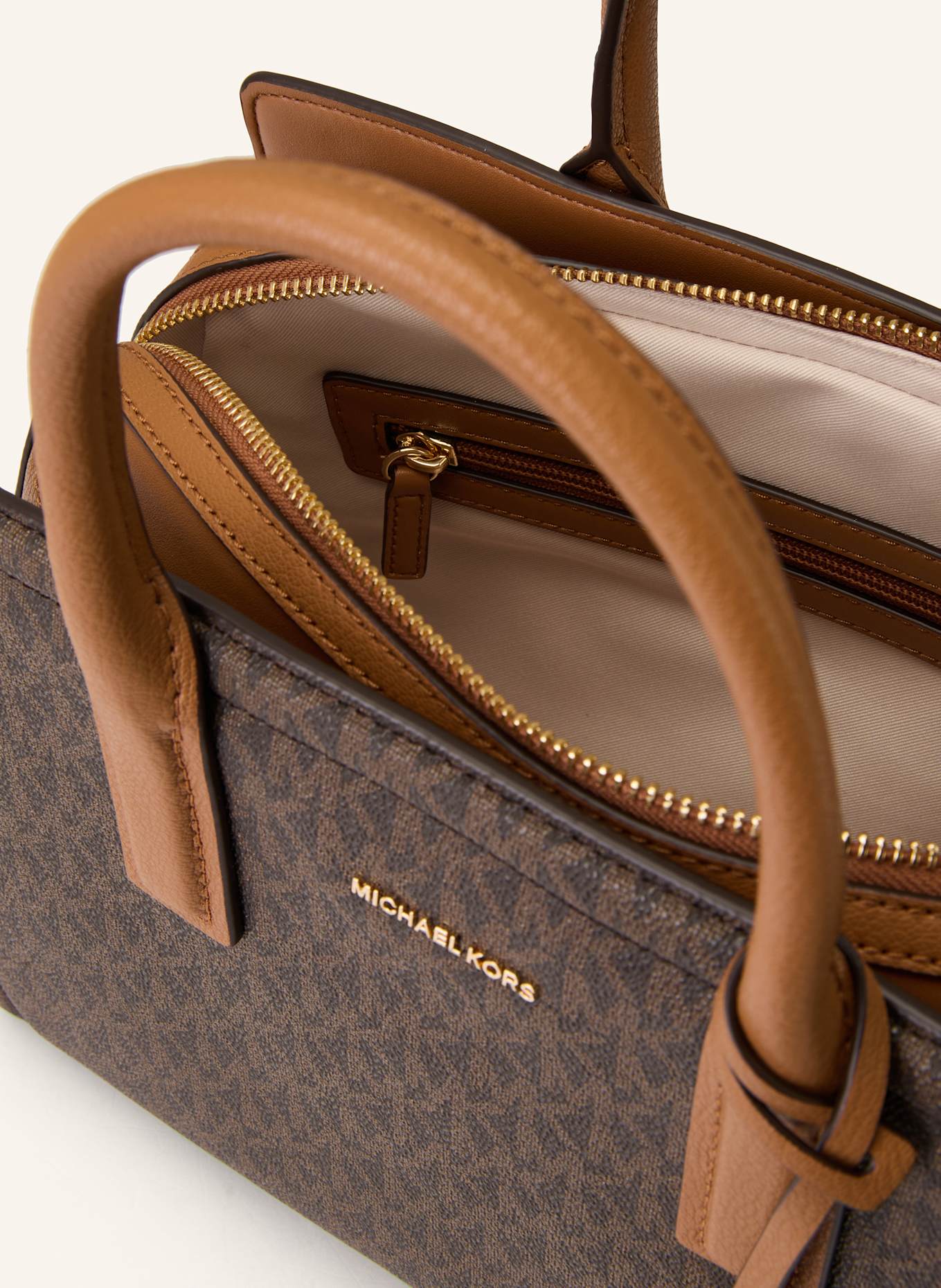 MICHAEL KORS Handbag LAILA MEDIUM: 252 BRN/ACORN