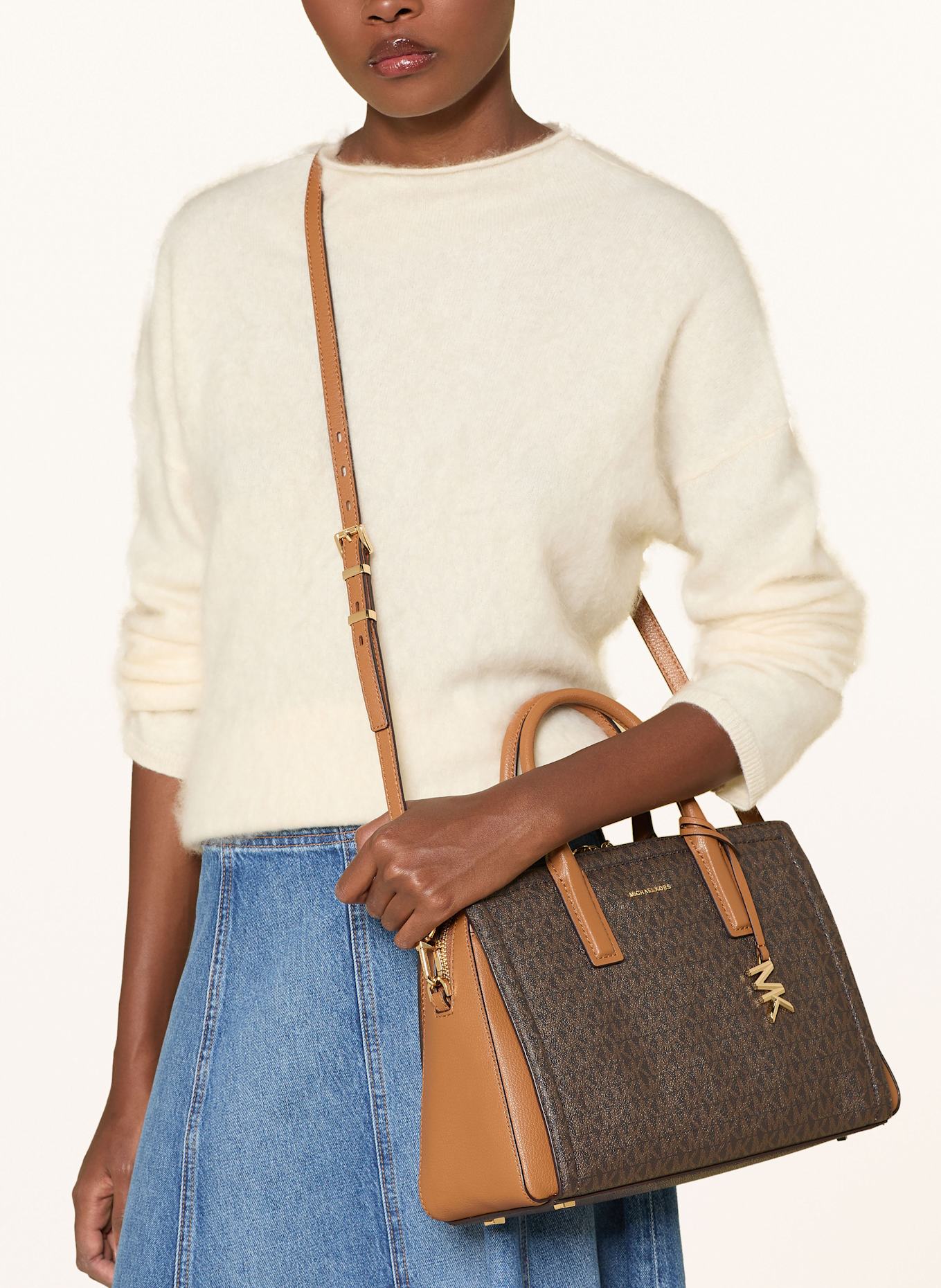 MICHAEL KORS Handbag LAILA MEDIUM: 252 BRN/ACORN