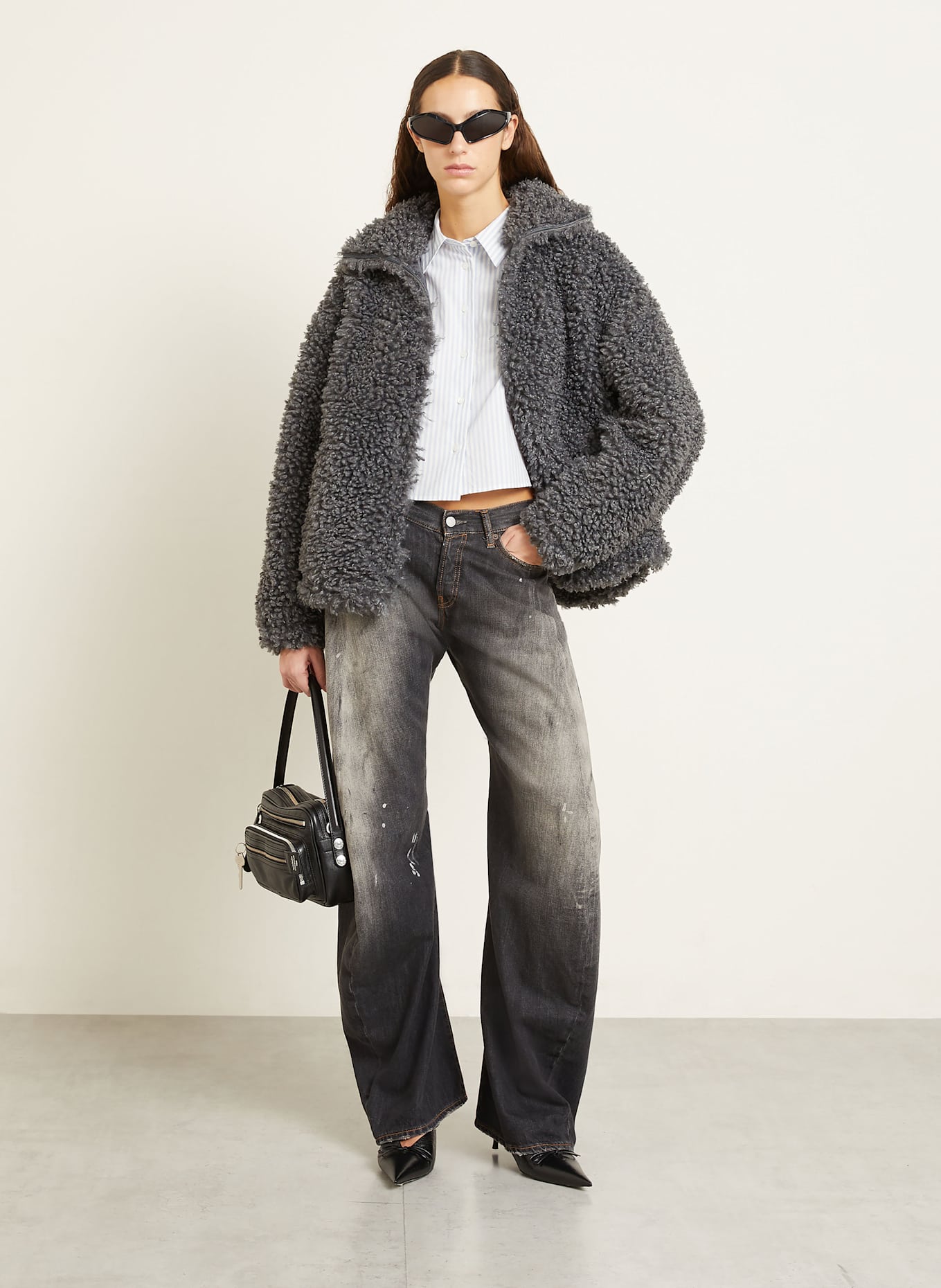 Acne Studios Veste en fourrure synthétique: GRIS