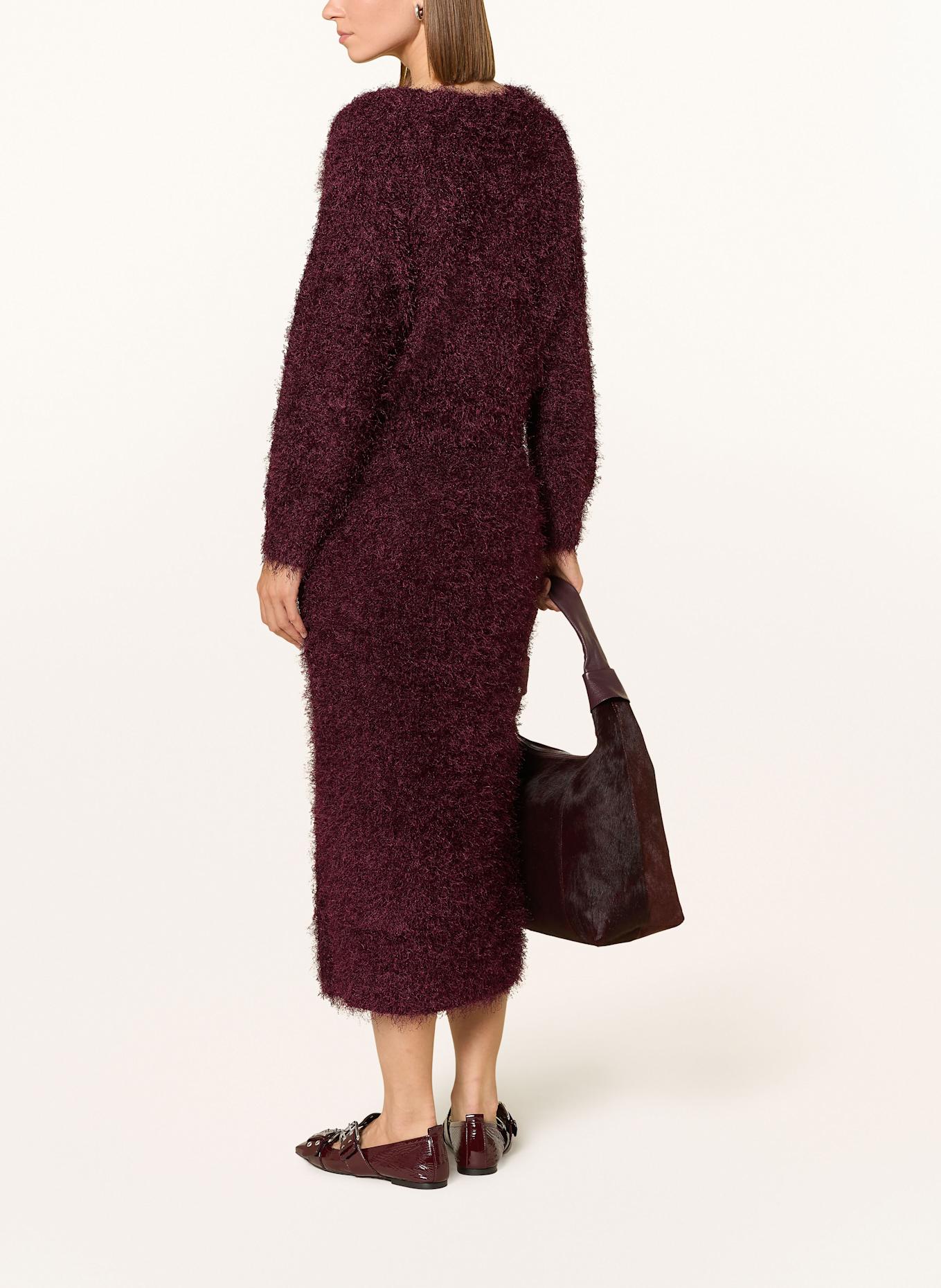 oui Strickrock: DUNKELROT