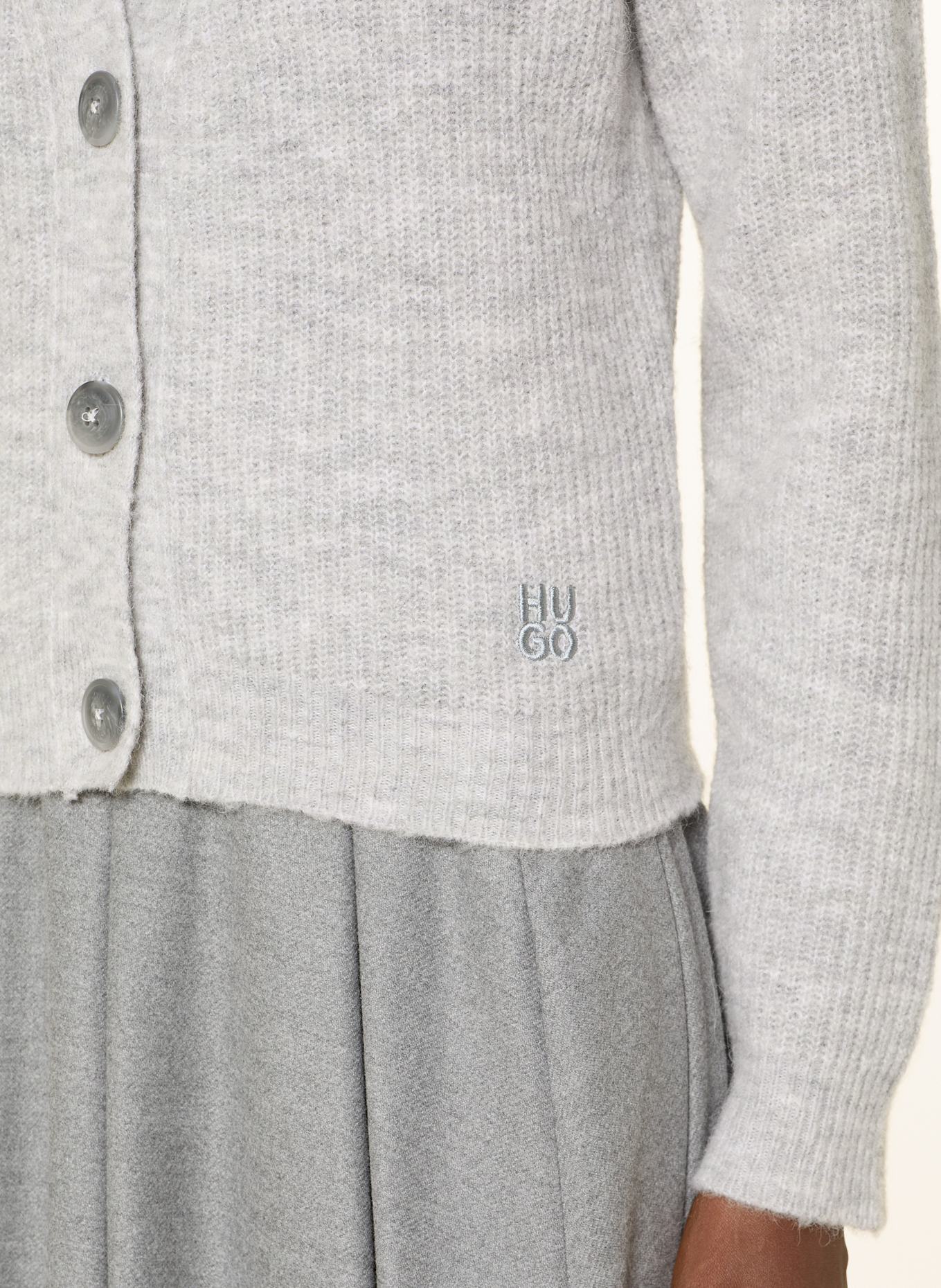 HUGO Strickjacke SARENDIE: HELLGRAU