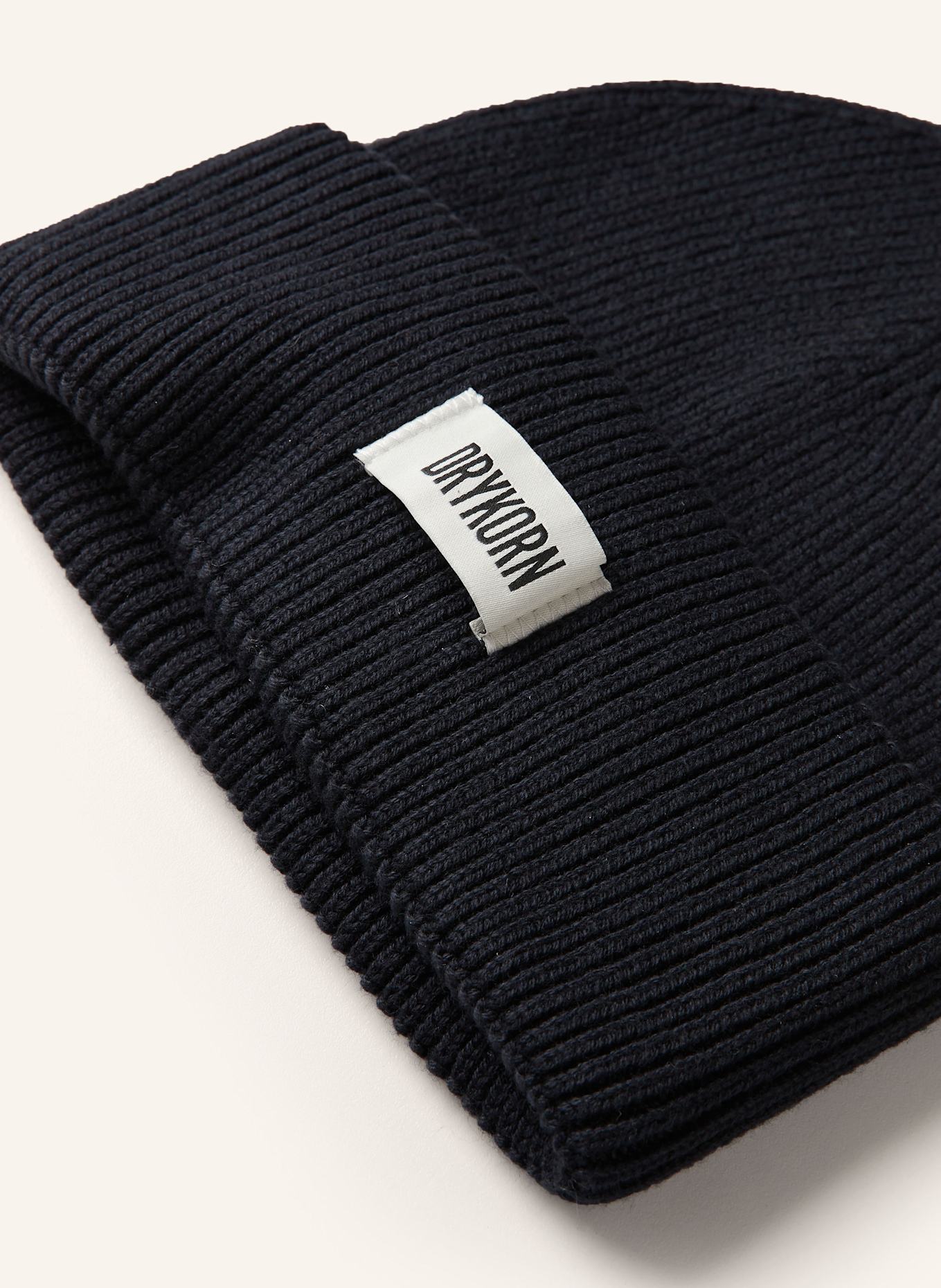 DRYKORN Mütze LOAH: SCHWARZ