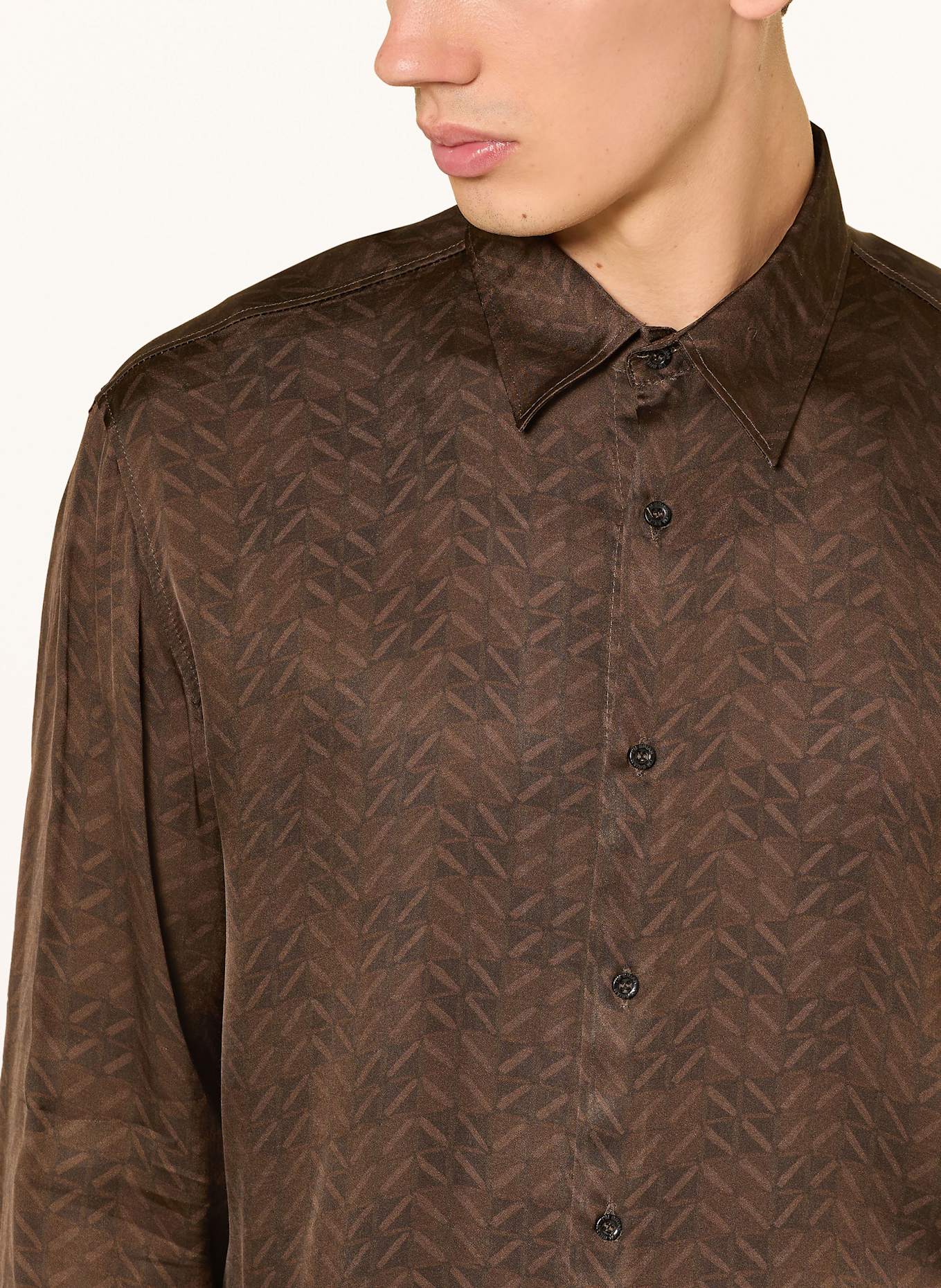 I'M BRIAN Satinhemd Regular Fit: DUNKELBRAUN