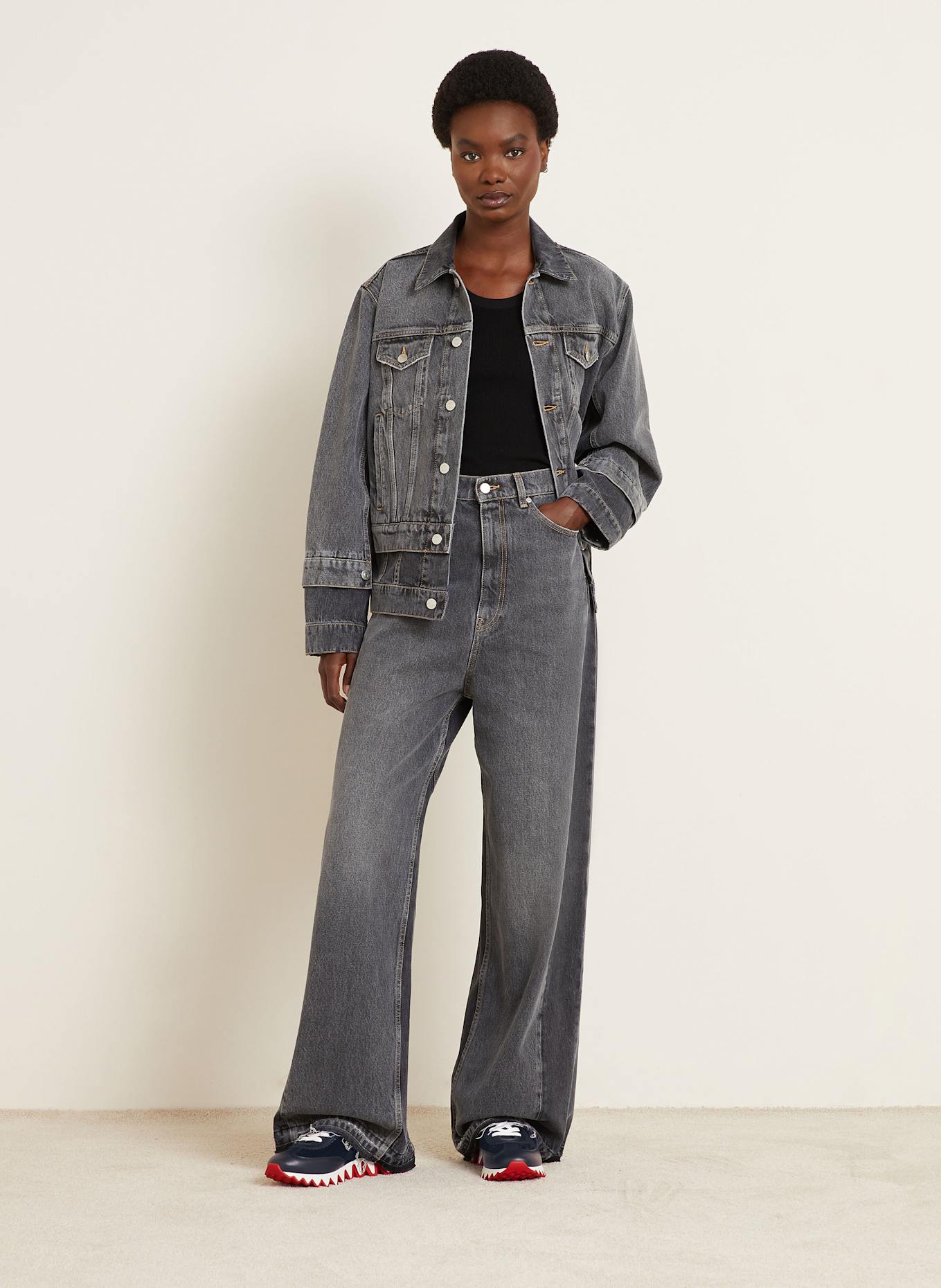 Christian Louboutin Sneaker LOUBISHARK: SCHWARZ / ROT