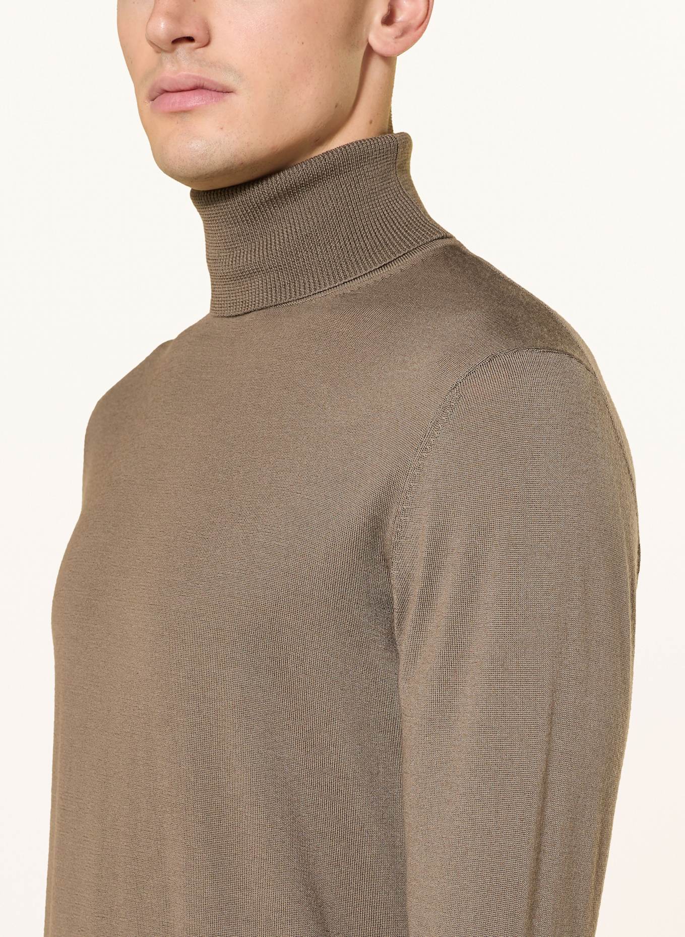ROY ROBSON Rollkragenpullover: BRAUN