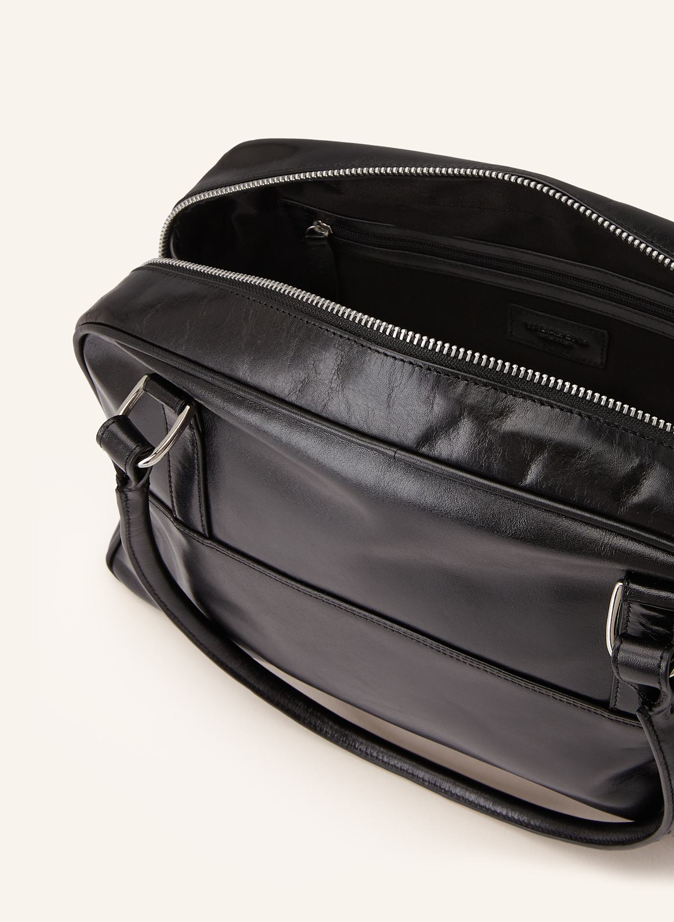 VAGABOND SHOEMAKERS Schultertasche NOMI: SCHWARZ