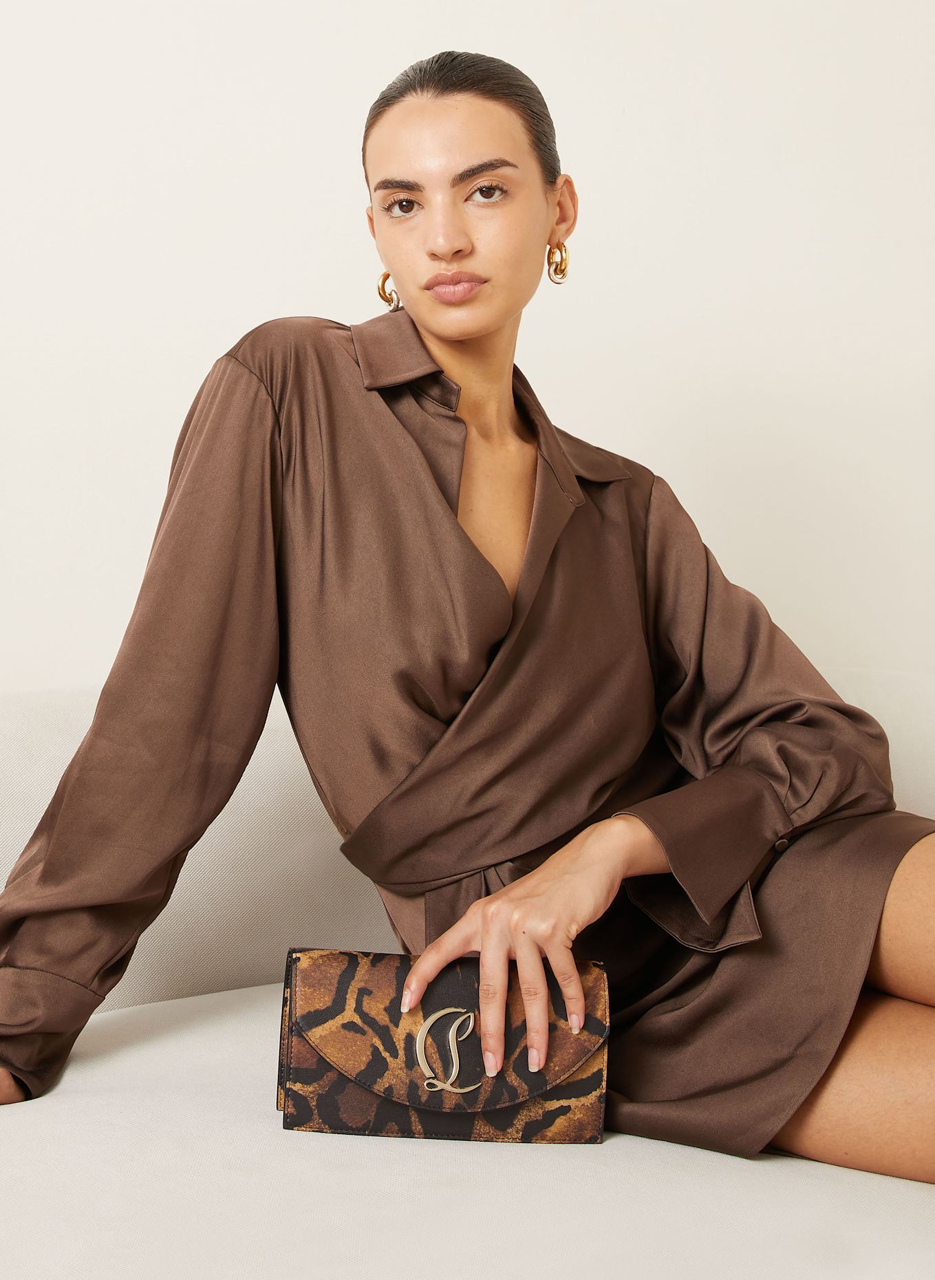 Christian Louboutin Pochette LOUBI54: MARRON / MARRON FONCÉ / MARRON CLAIR