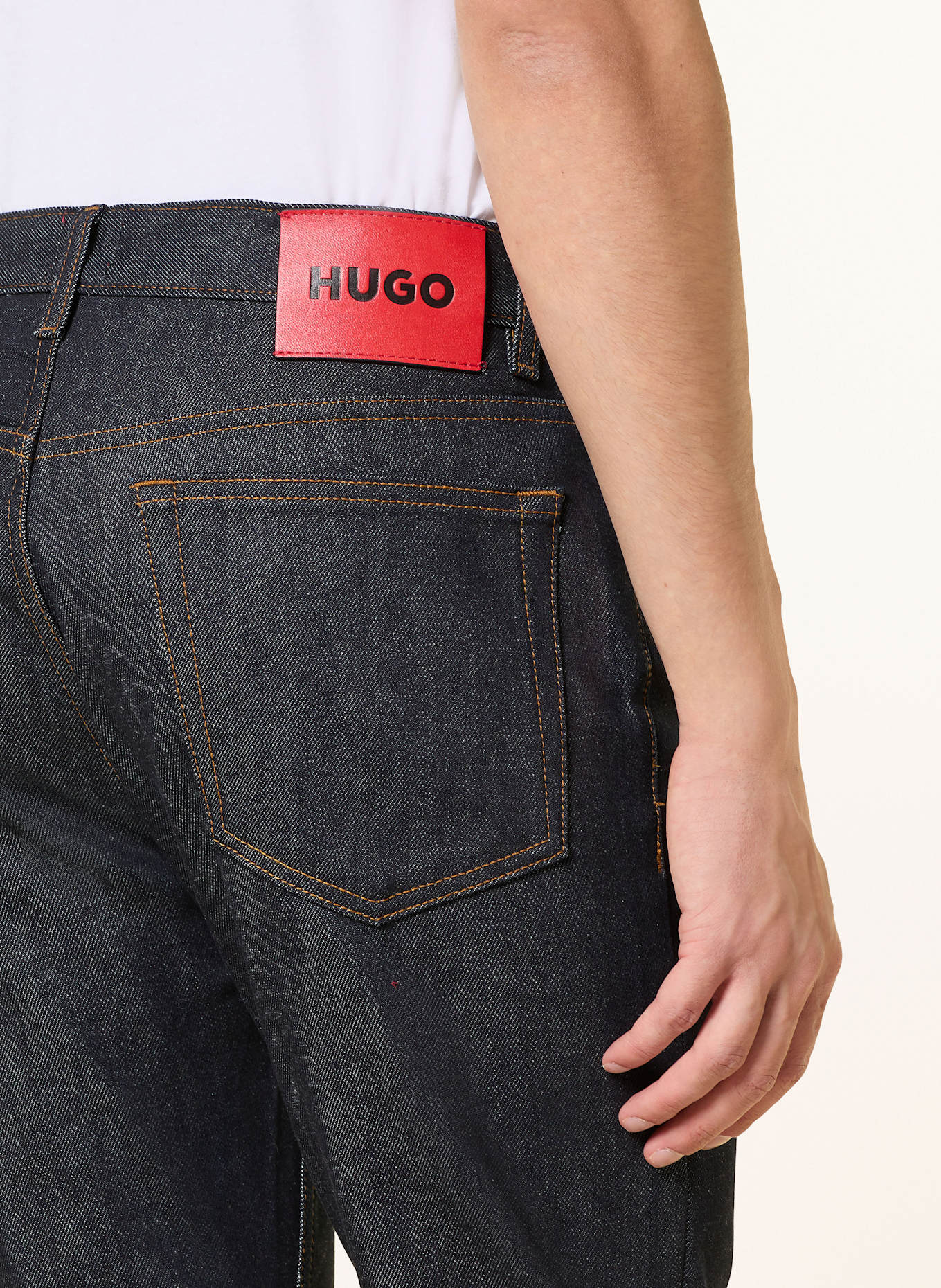 HUGO Jeans HUGO 708 Slim Fit: 401 DARK BLUE