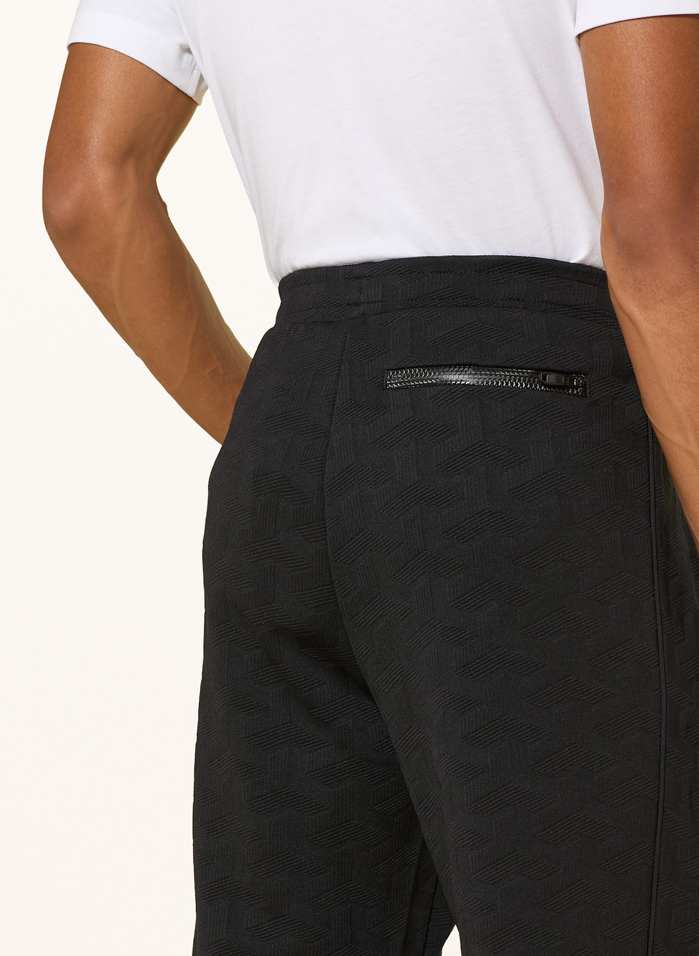 BOSS Sweatpants MIRROR: SCHWARZ