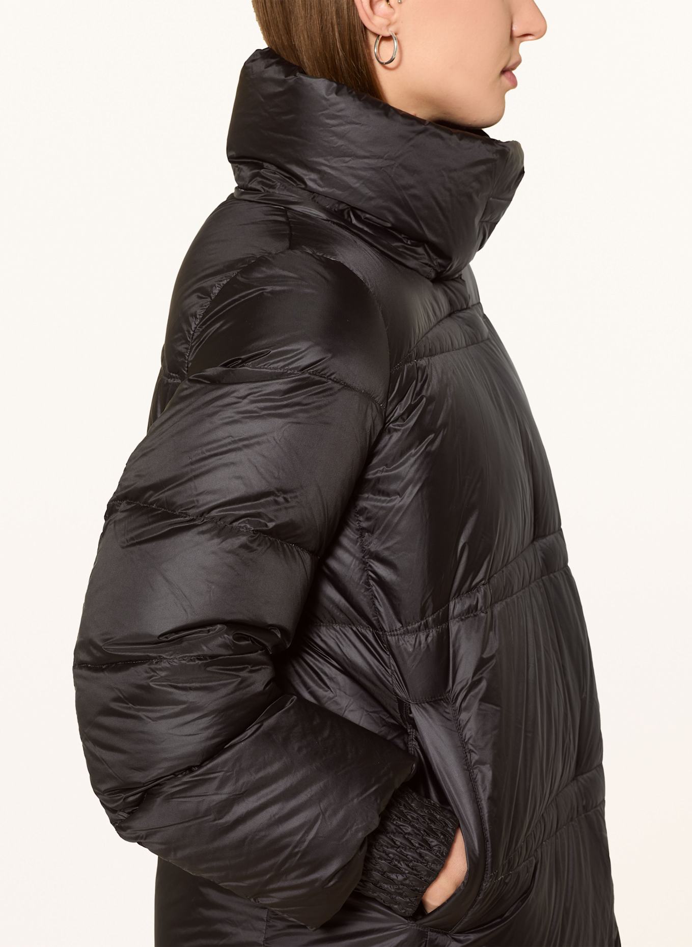 Betty Barclay Daunenmantel mit abnehmbarer Kapuze: SCHWARZ