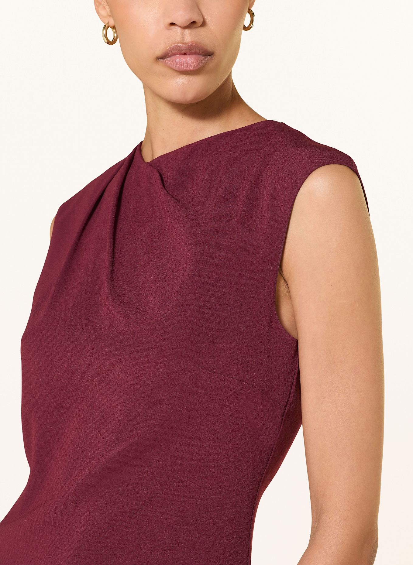 windsor. Etuikleid: DUNKELROT