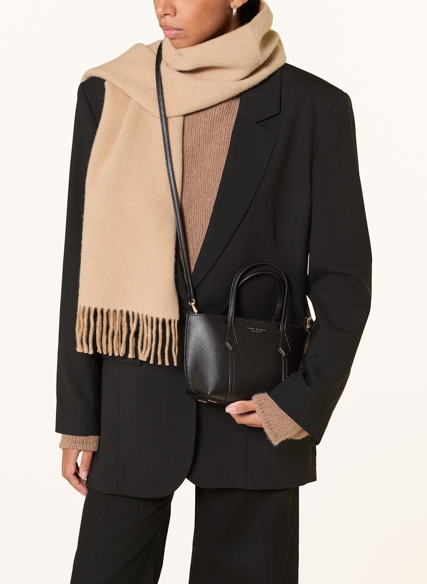 TORY BURCH Handtasche PERRY MINI: SCHWARZ