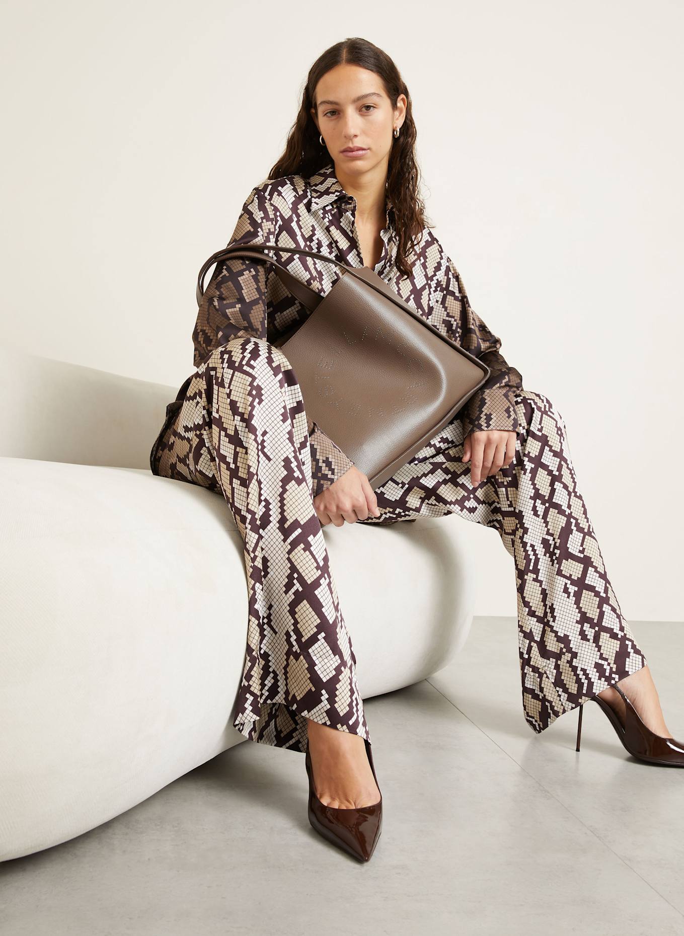 STELLA McCARTNEY Shopper s pouzdrem: ČERNOŠEDÁ