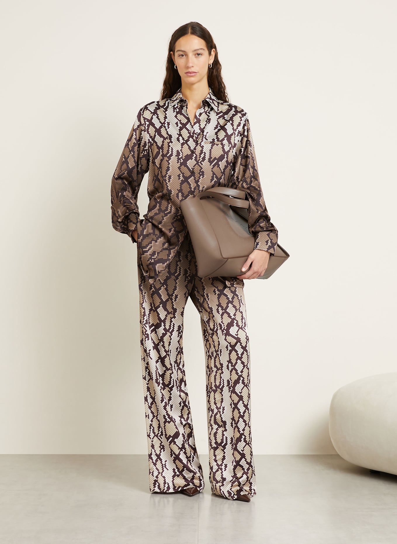 STELLA McCARTNEY Shopper s pouzdrem: ČERNOŠEDÁ