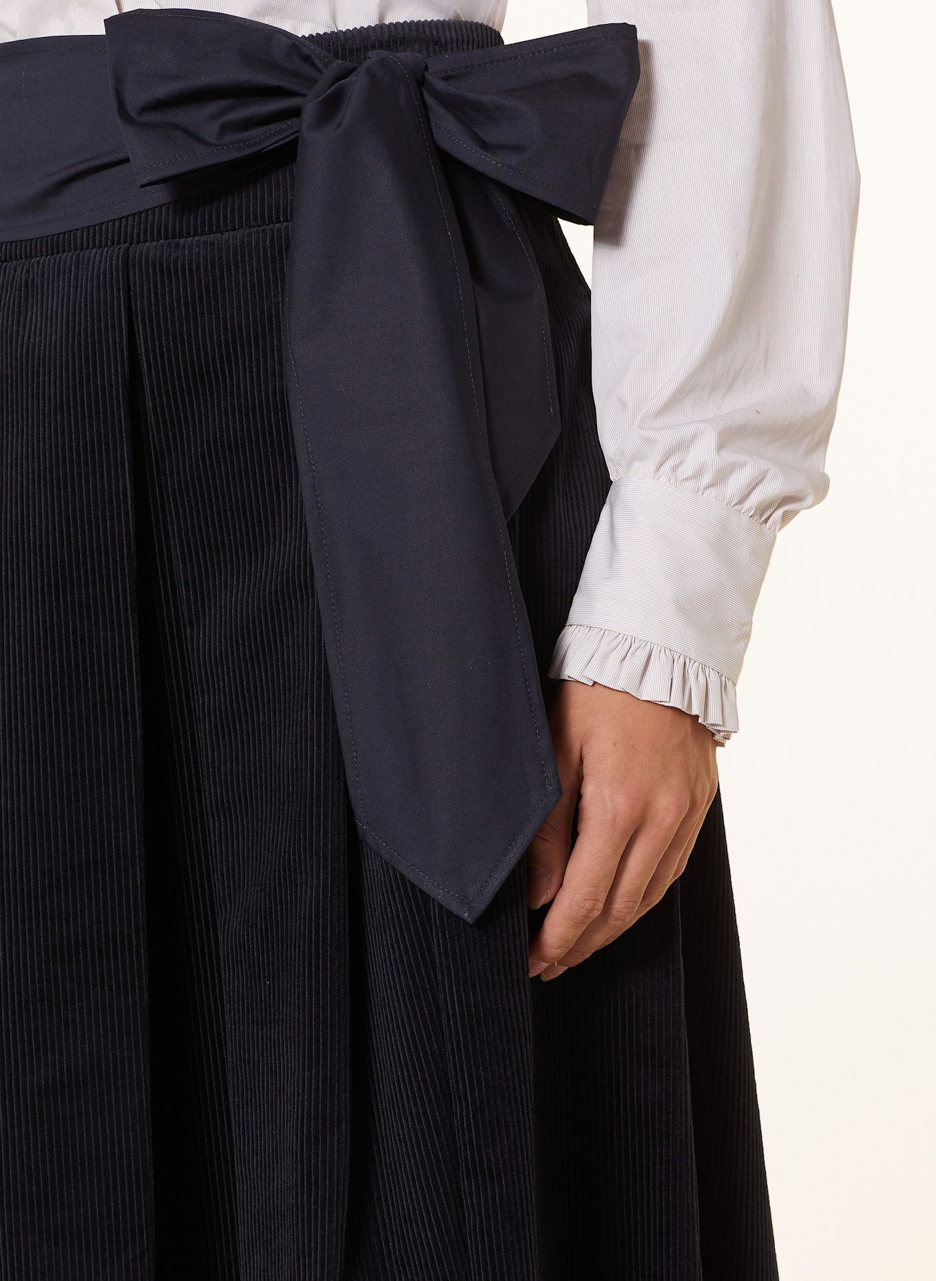 ROCKMACHERIN Trachtenrock KOCHELSEE aus Cord: DUNKELBLAU