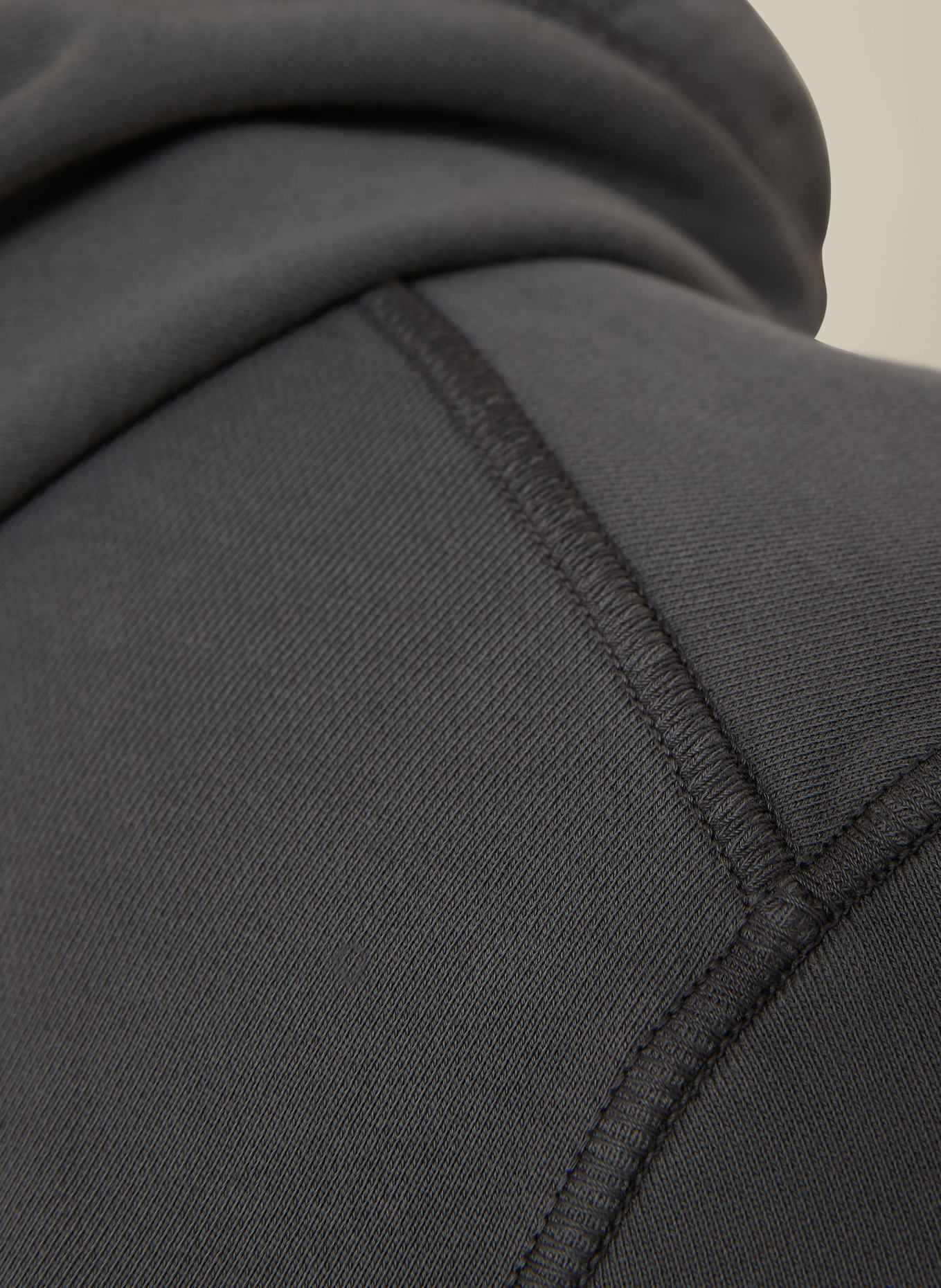 STONE ISLAND Hoodie: DUNKELGRAU