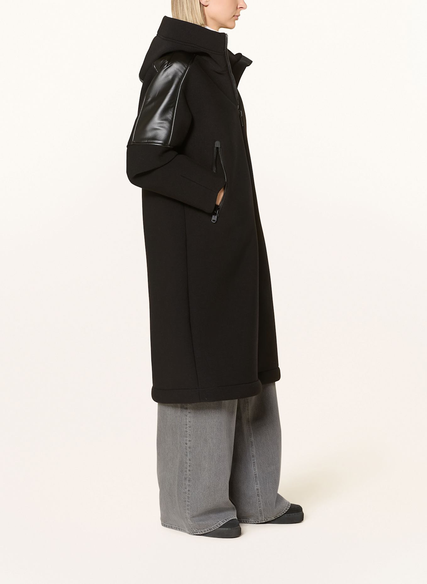 GOLDBERGH Płaszcz EMBER: CZARNY