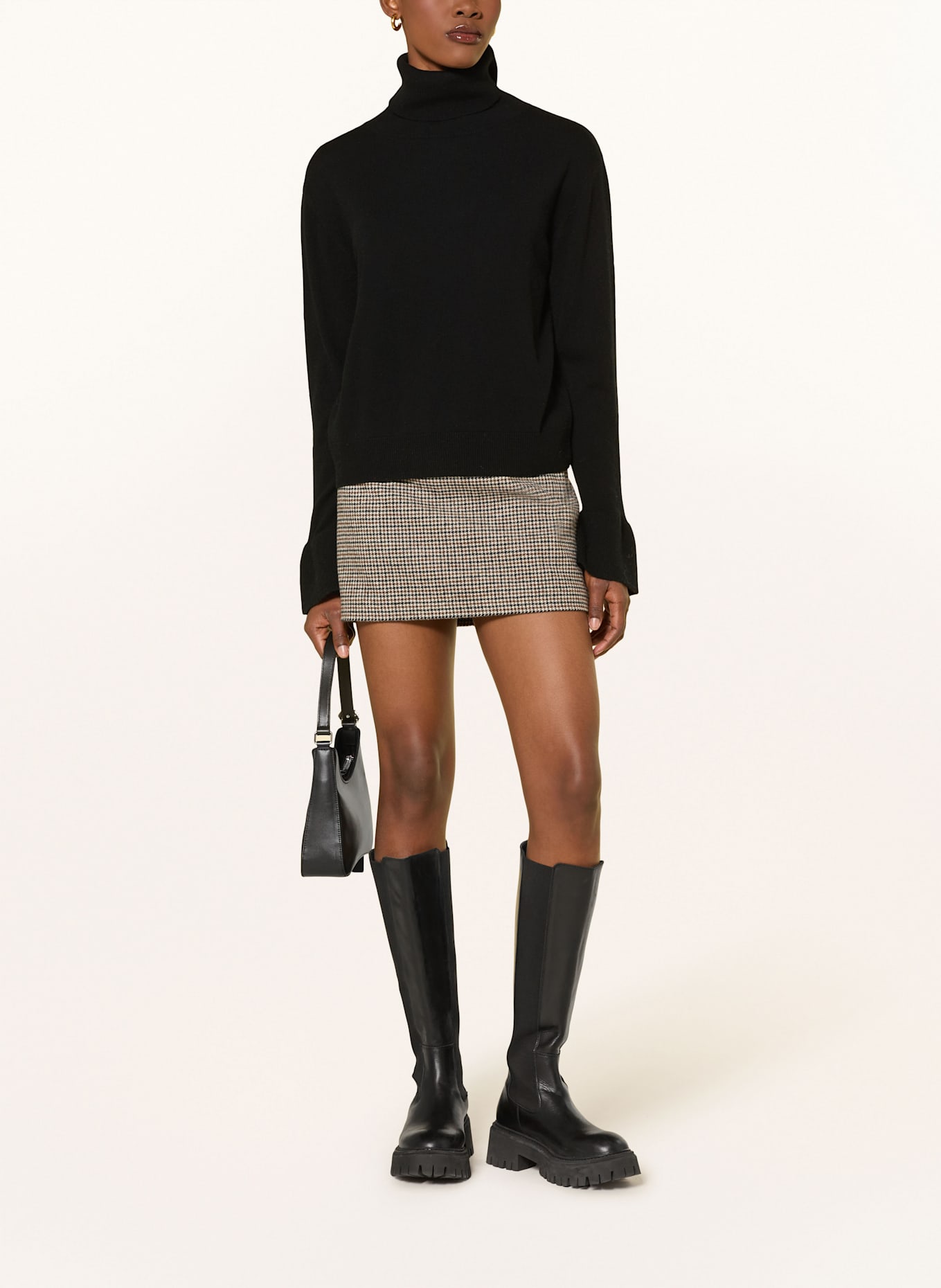 LADNERI Rollkragenpullover SUAVE: SCHWARZ