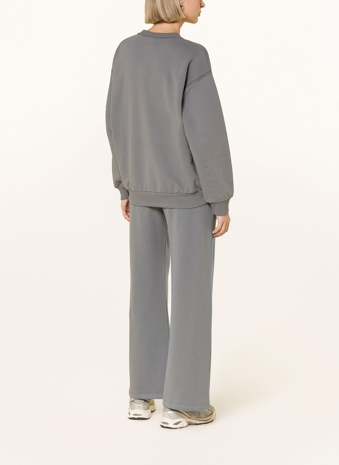 MANDALA Sweatpants TRAINING NOW: GRAU