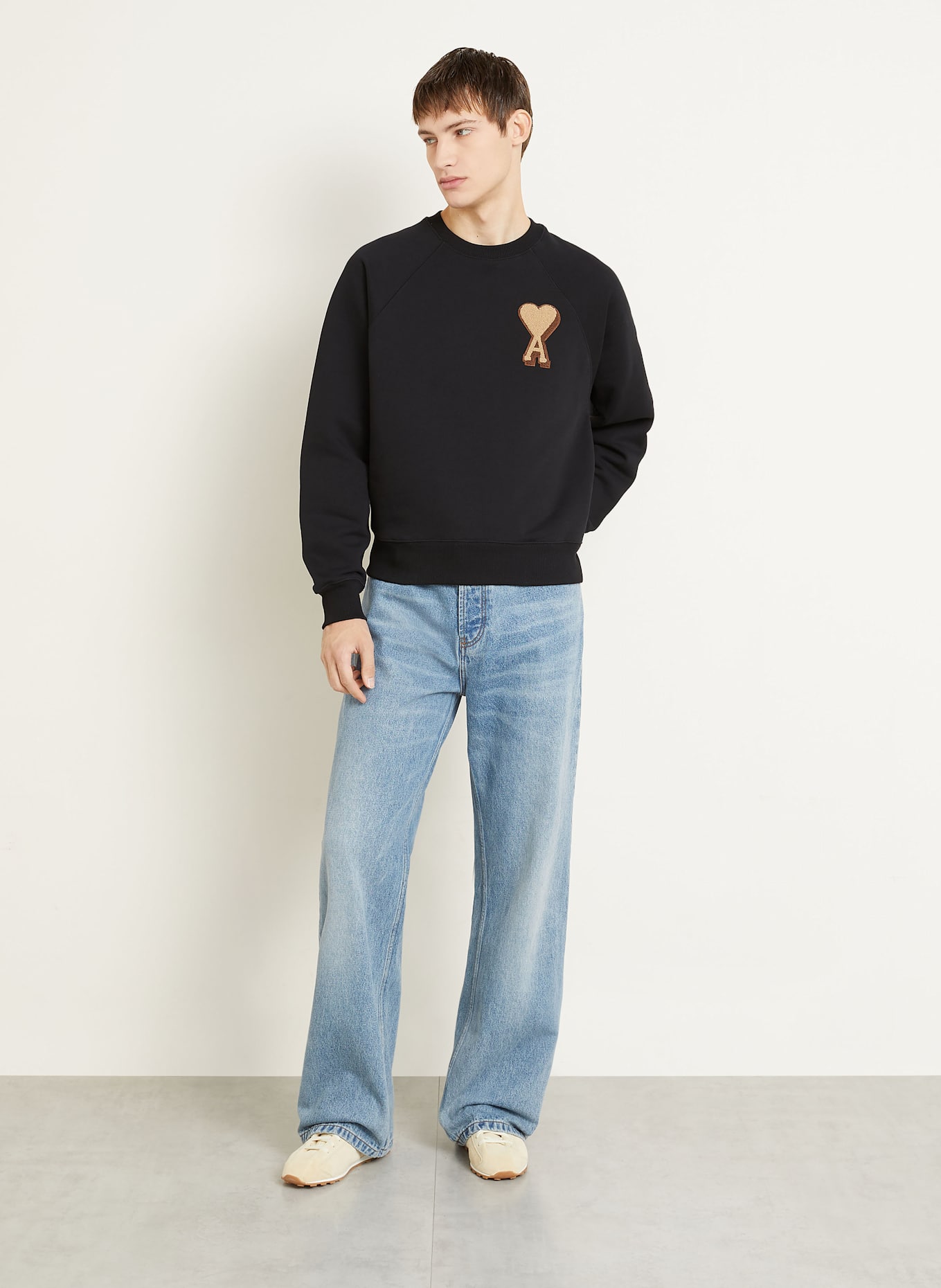 AMI PARIS Sweatshirt: SCHWARZ