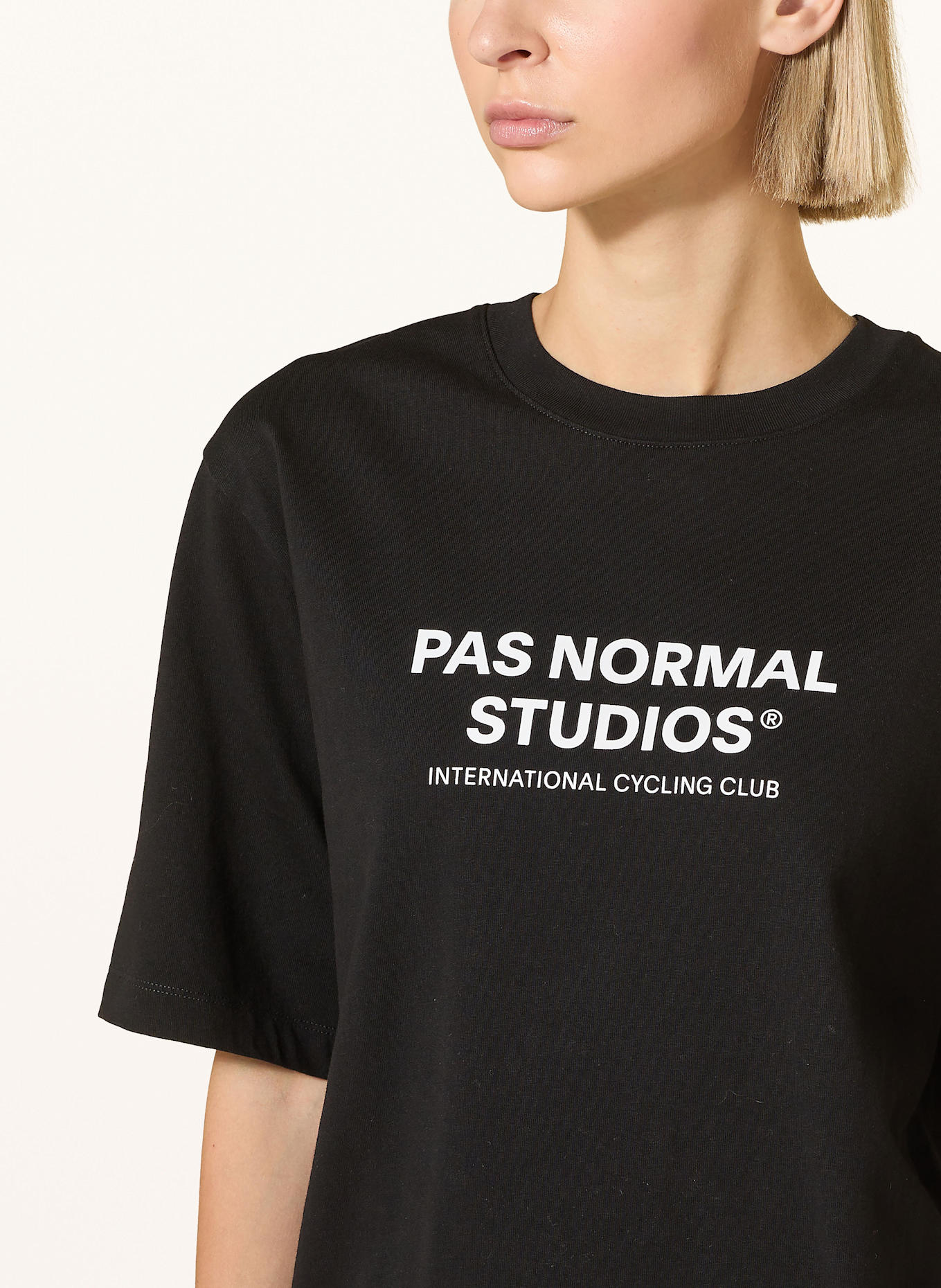 PAS NORMAL STUDIOS T-Shirt: SCHWARZ
